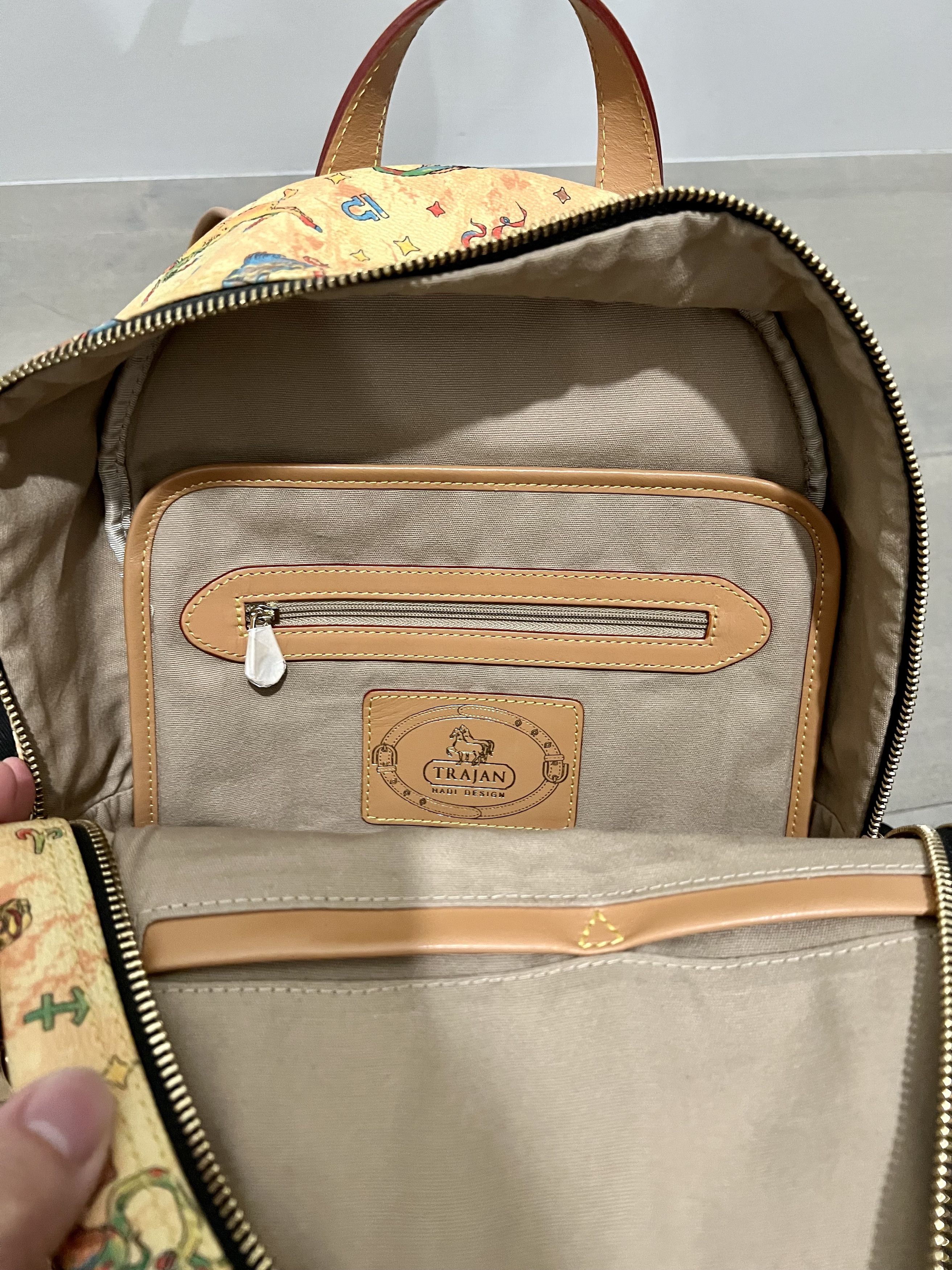 Vintage Trajan Leather Printed Backpack Size ONE SIZE - 12 Thumbnail