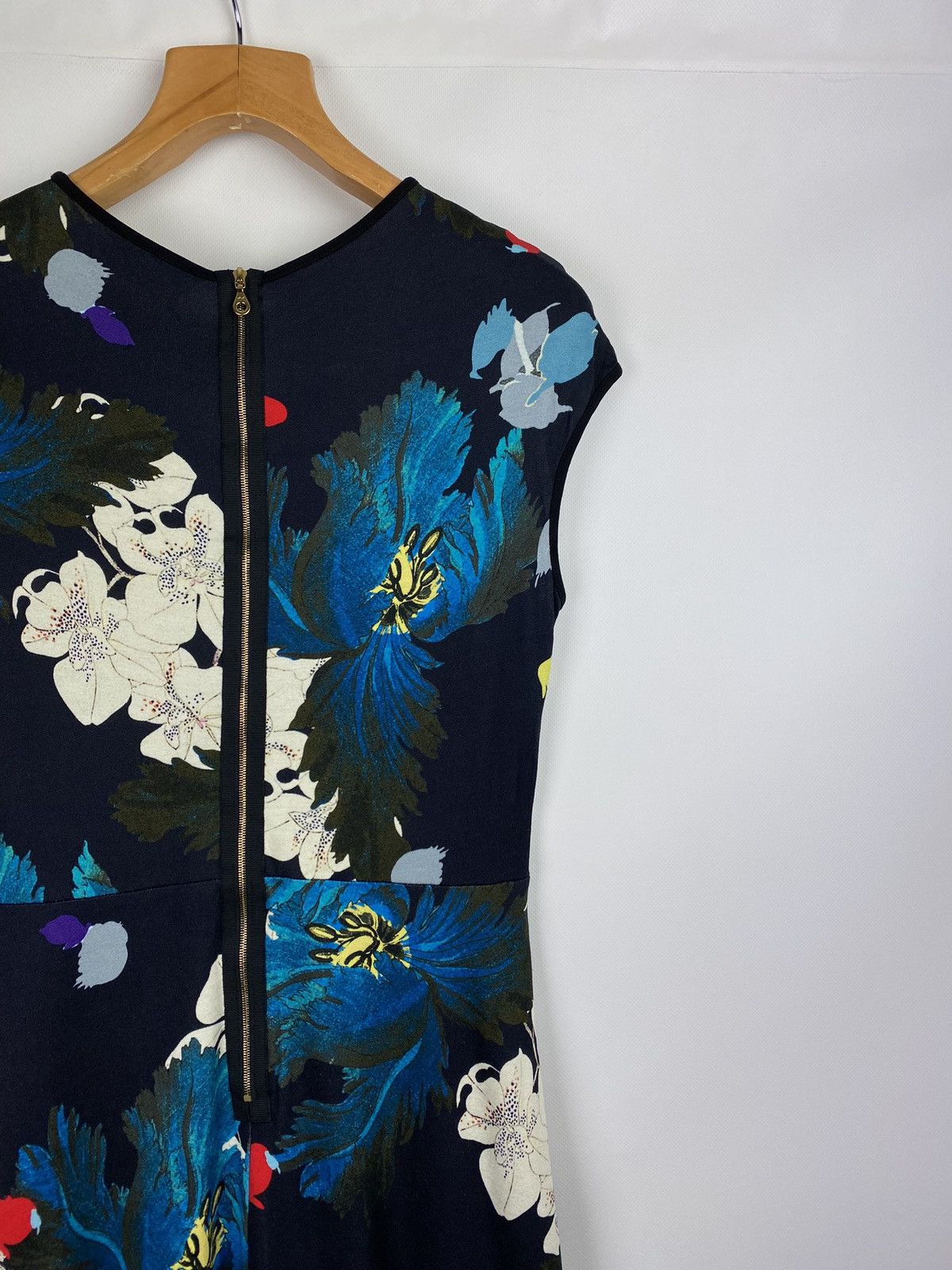 Erdem Erdem Ladies floral pattern Darlina sleeveless dress Size L / US 10 / IT 46 - 12 Thumbnail
