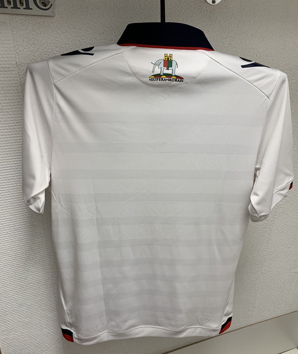 Macron Bolton Macron white soccer jersey M size spin and win Macron Size US M / EU 48-50 / 2 - 5 Thumbnail
