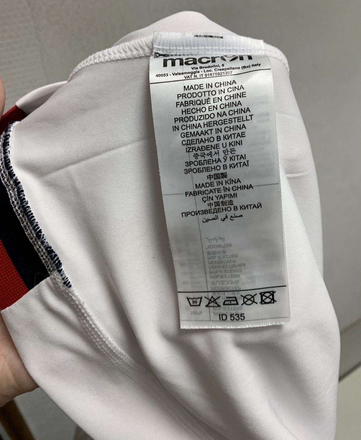 Macron Bolton Macron white soccer jersey M size spin and win Macron Size US M / EU 48-50 / 2 - 6 Thumbnail