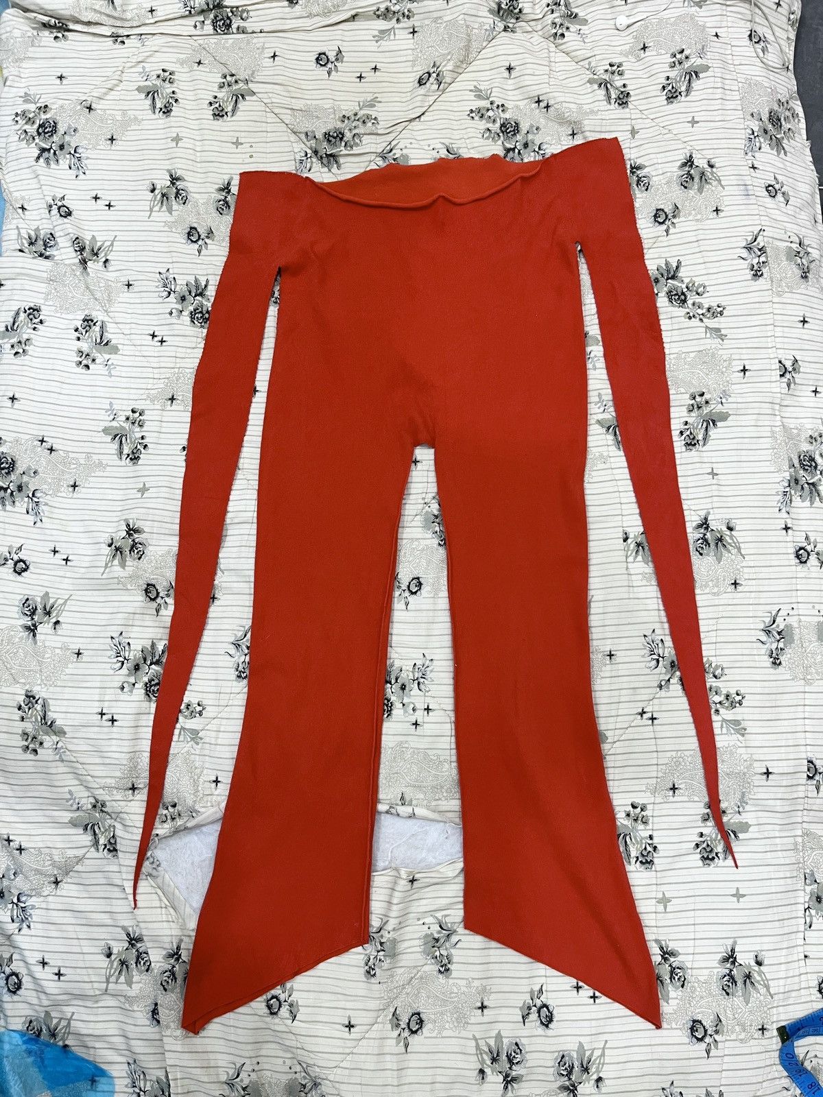 Issey Miyake (Xxx). ISSEY MIYAKE A-POC WRAP WAIST ELASTIC PANTS Size 25" / US 0 / IT 36 - 2 Thumbnail