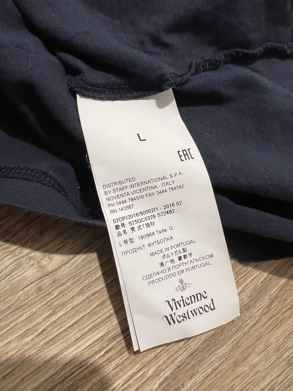 Vintage × Vivienne Westwood T Shirt Vivienne Westwood Tee Basic Streetwear Avant Garde Size US M / EU 48-50 / 2 - 4 Thumbnail