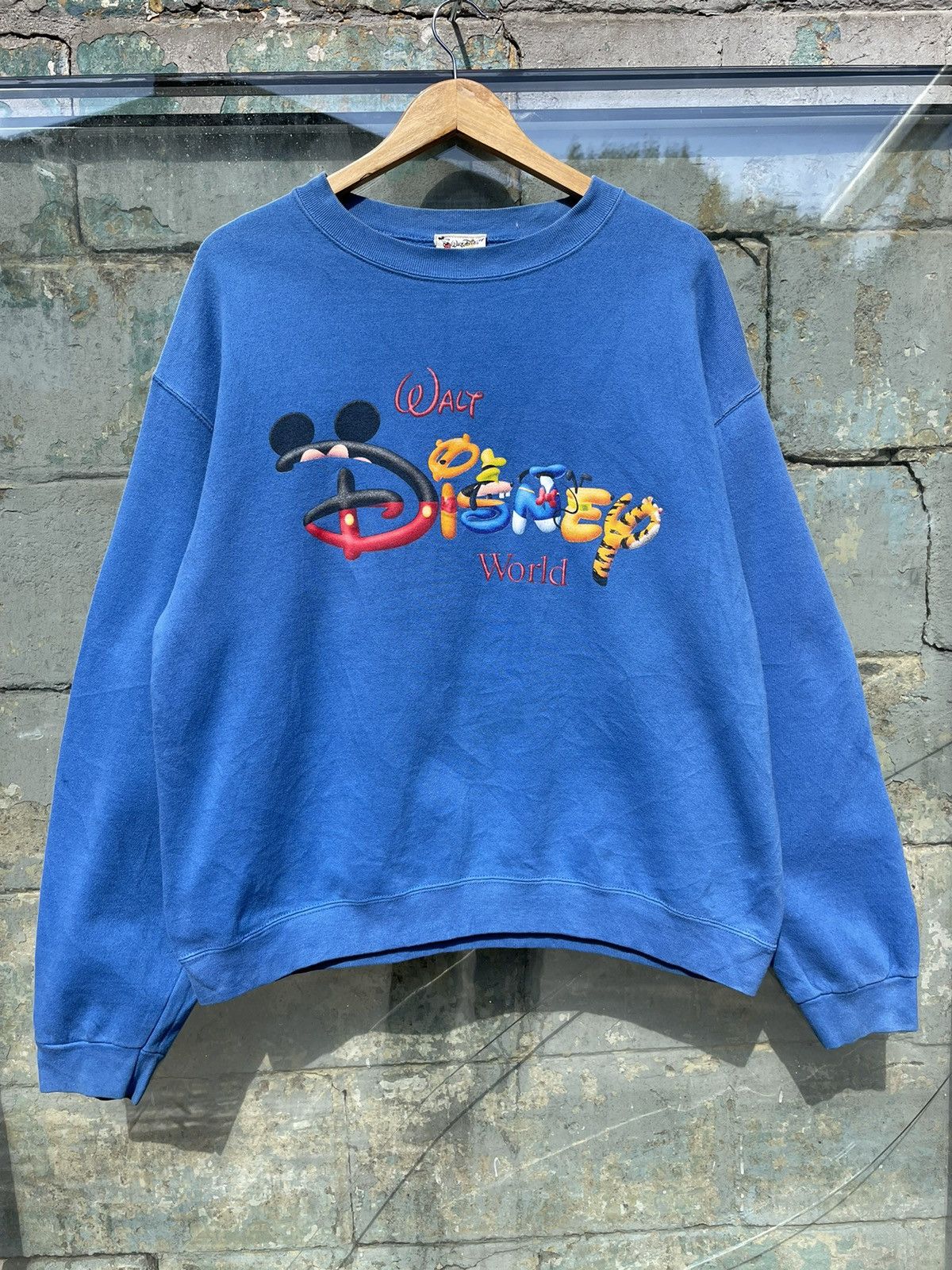 Disney × Vintage Rare Vintage Walt Disney World Merchandise Logo Sweatshirt Size US XL / EU 56 / 4 - 2 Thumbnail