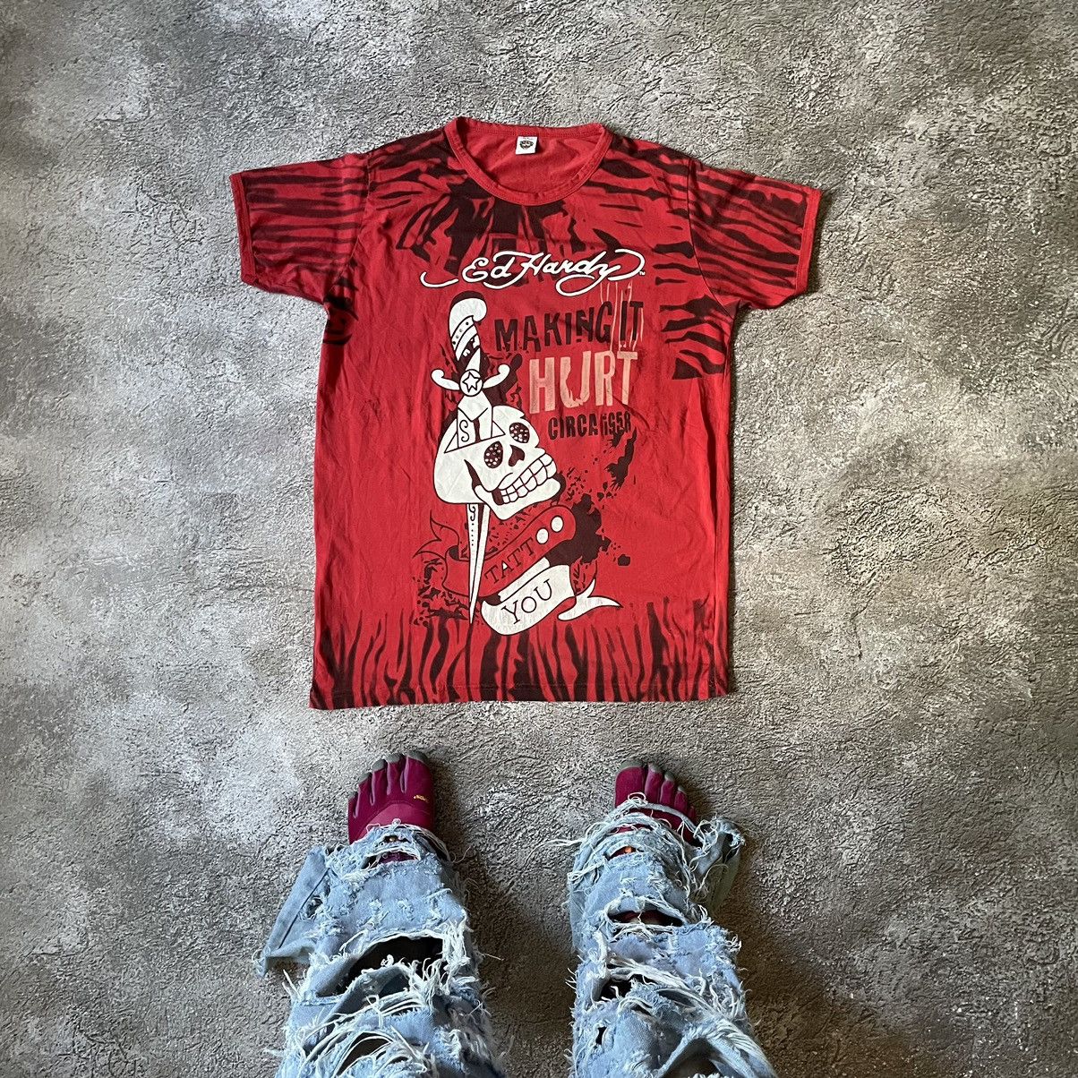 Vintage Vintage 90s Ed Hardy Red Graphic Tee Skeleton Y2K Swag L Size US L / EU 52-54 / 3 - 1 Thumbnail