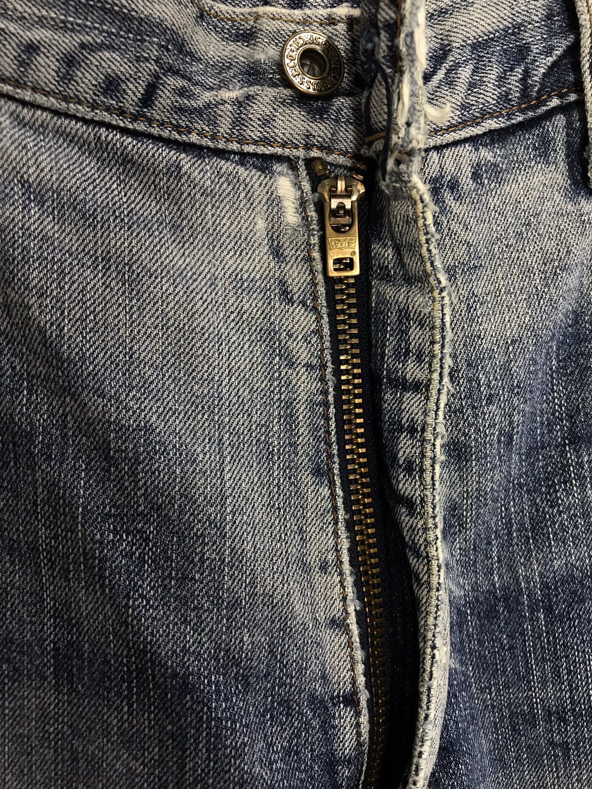 Levi's Vintage Clothing Vintage Levi’s Lot 503 Distressed Denim Jeans Size US 36 / EU 52 - 8 Thumbnail