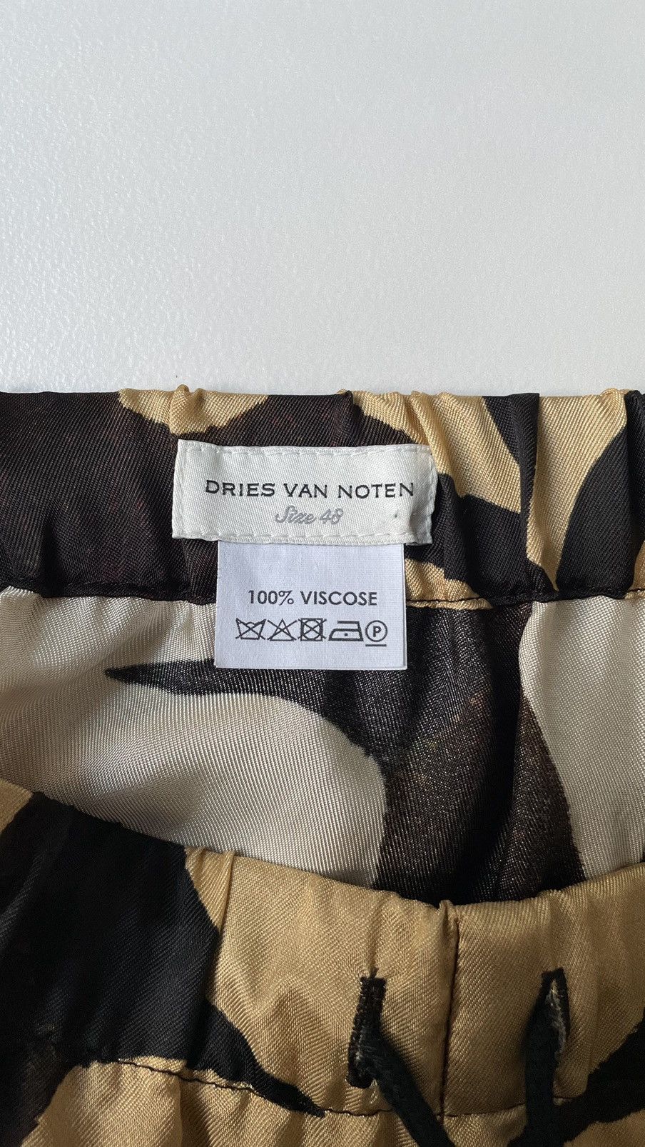 Dries Van Noten A/W 20 Ombre Floral Satin Shorts Size US 32 / EU 48 - 3 Thumbnail