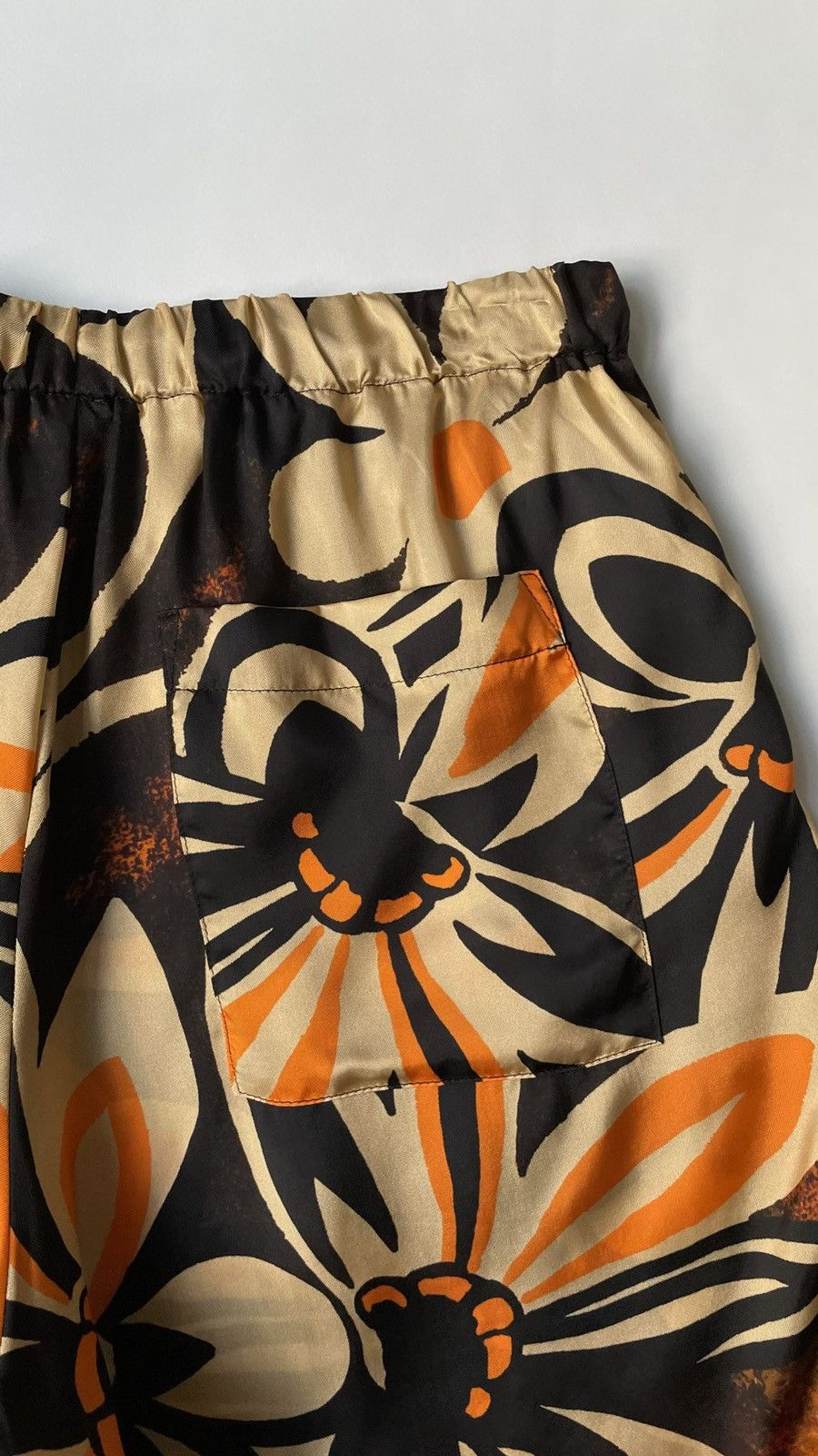 Dries Van Noten A/W 20 Ombre Floral Satin Shorts Size US 32 / EU 48 - 8 Thumbnail