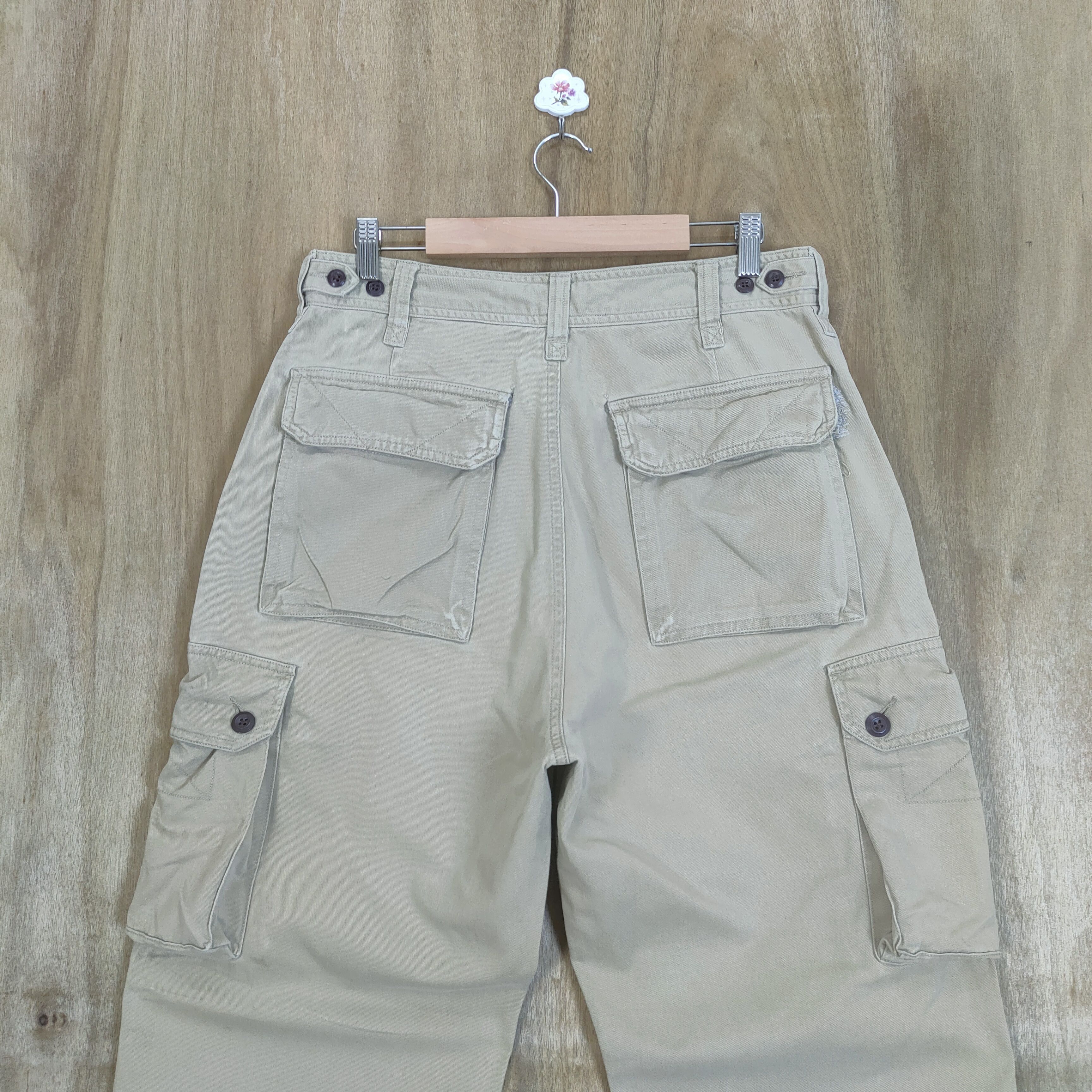 Designer VINTAGE BRAND BAGGY CARGO PANTS Size US 30 / EU 46 - 8 Thumbnail