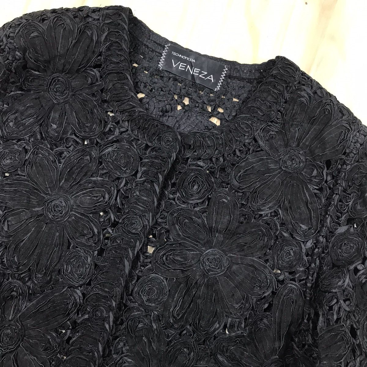 Japanese Brand × Vintage Vintage Technomoda Veniza Sheer Flora Lace Jacket Size M / US 6-8 / IT 42-44 - 4 Thumbnail