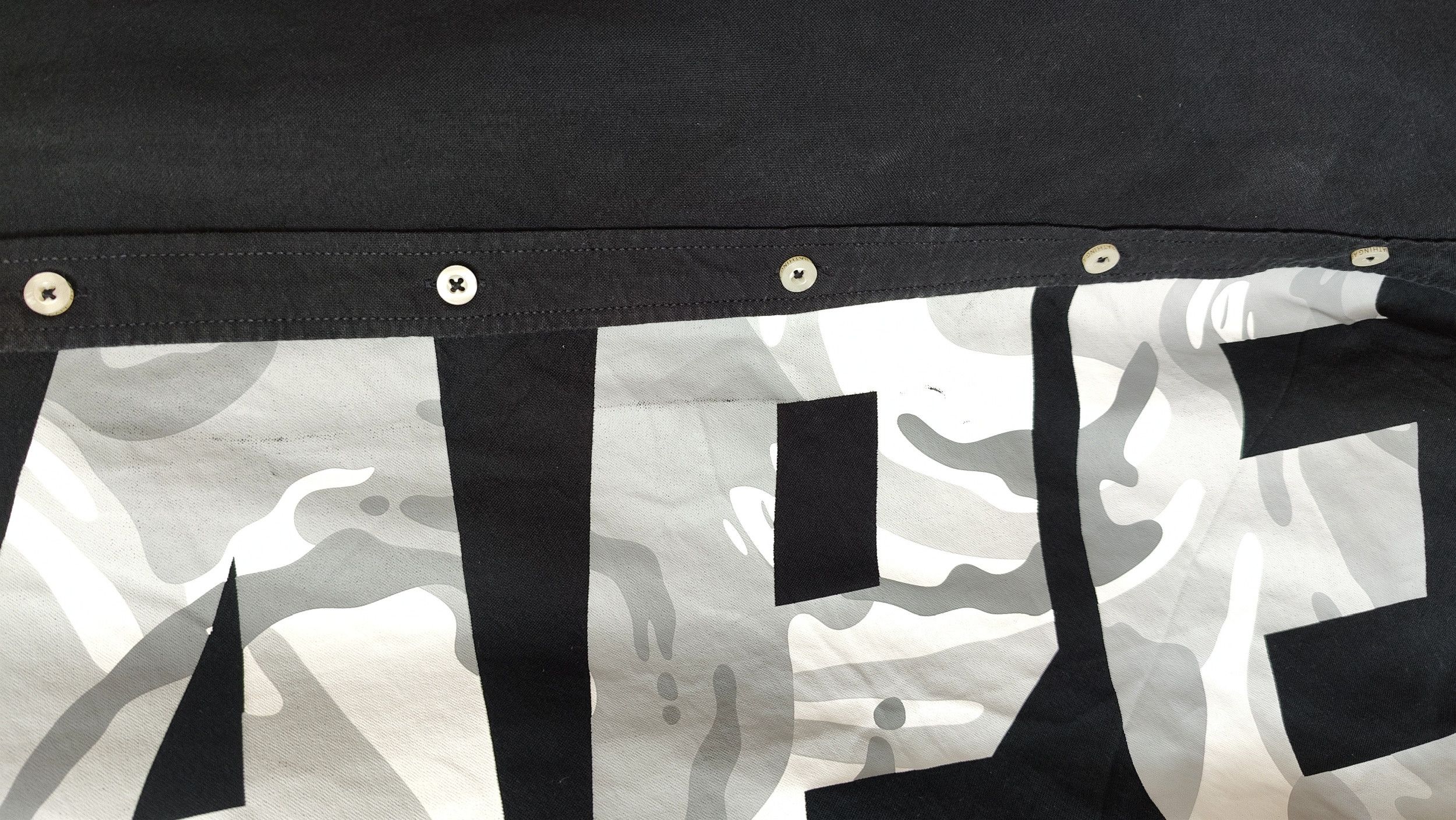 Aape Aape by A Bathing Ape Big Logo Button Up Long Shirt Size US M / EU 48-50 / 2 - 7 Thumbnail