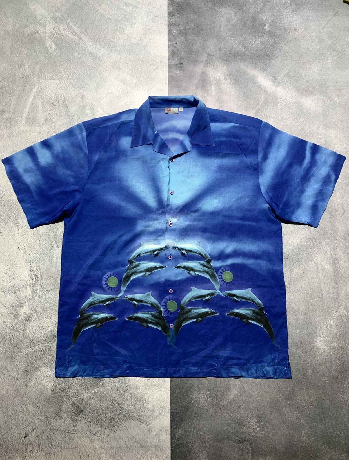 Vintage Vintage Hawaiian summer shirt with dolphins size XXL Size US XXL / EU 58 / 5 - 1 Thumbnail