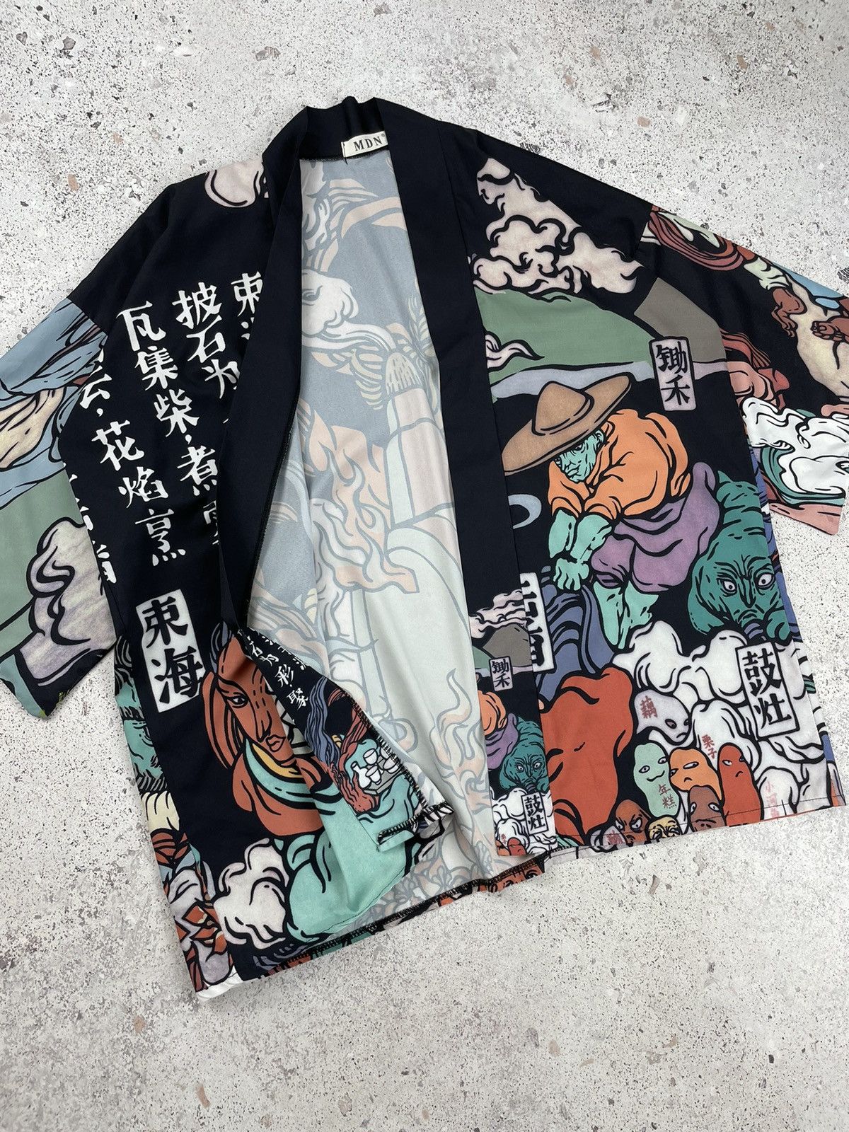 Japanese Brand × Vintage Japanese Brand Vintage Japanese Kimono Anime Style Size US L / EU 52-54 / 3 - 3 Thumbnail