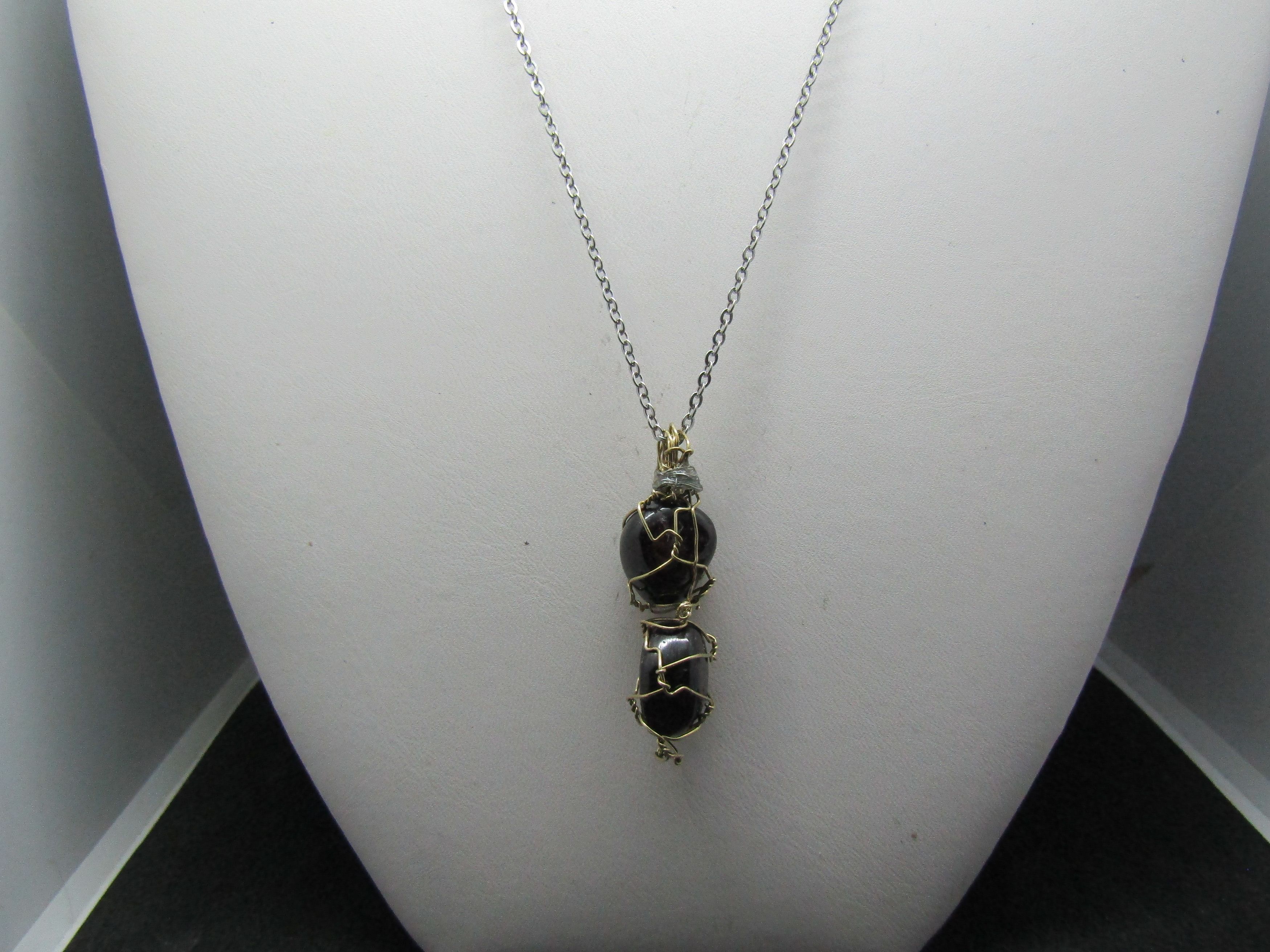 Handmade Red quartz wired chain necklace Size ONE SIZE - 1 Thumbnail