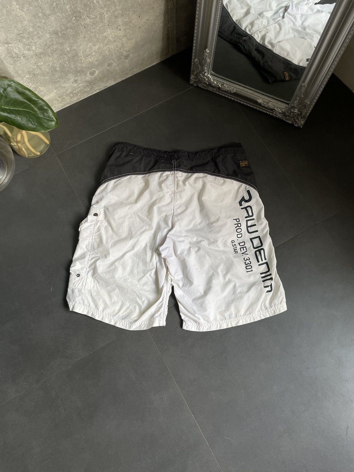 G-Star × Vintage Vintage Japan G Star Raw Bandage cargo Shorts Swimming Y2k Size US 32 / EU 48 - 2 Thumbnail