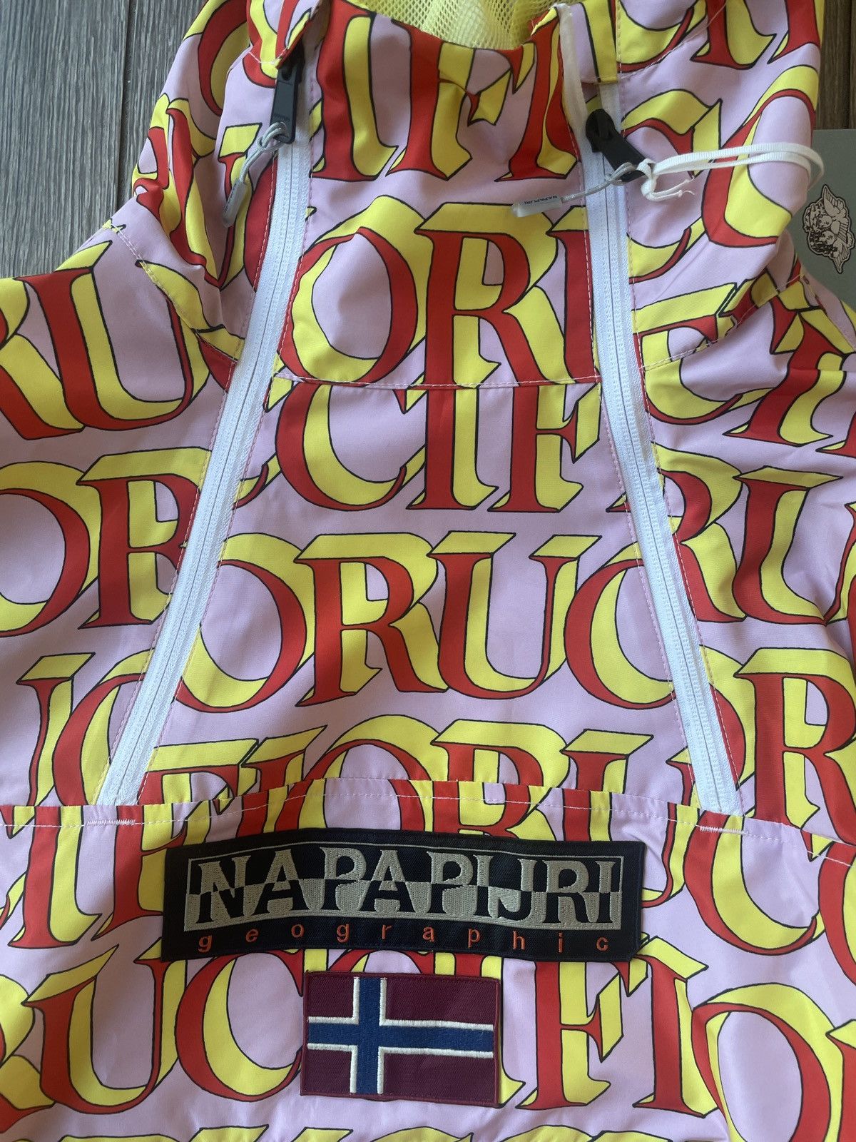 Napapijri Napapijri X Fiorucci Windbreaker Size US L / EU 52-54 / 3 - 3 Thumbnail
