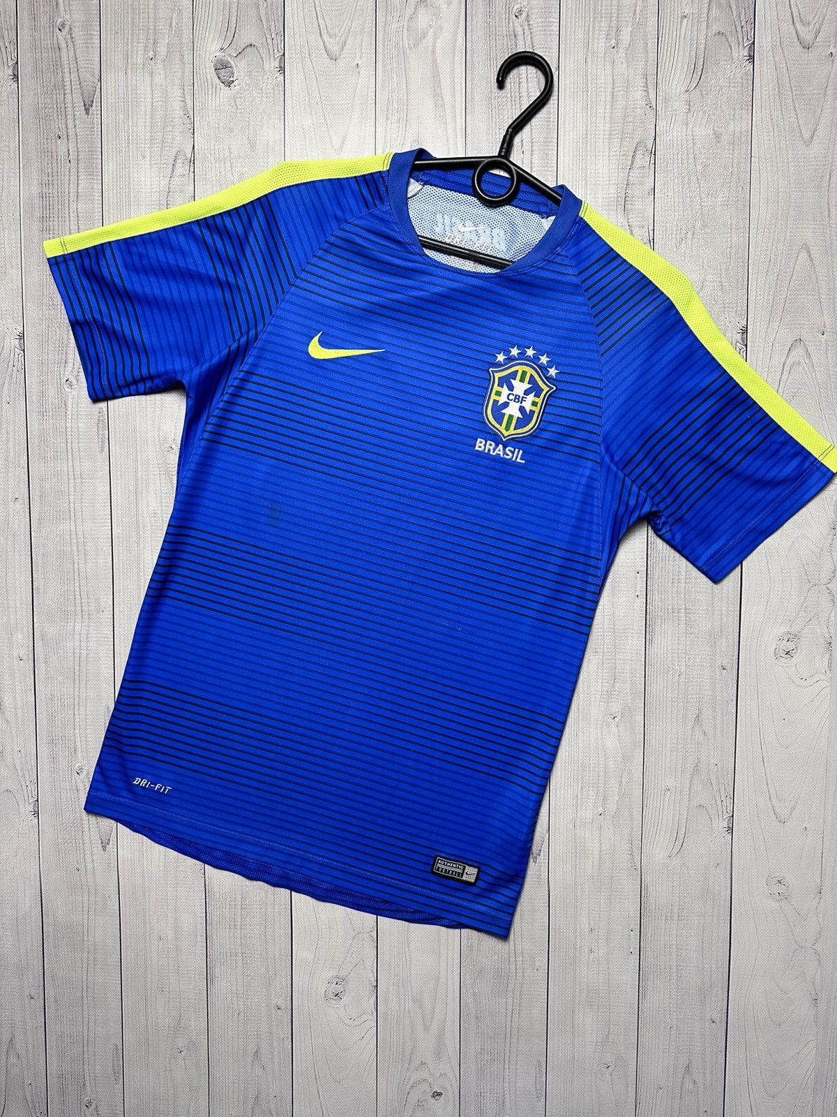 Nike × Vintage Vintage Nike Brasil soccer jersey Brazil size S blue Size US S / EU 44-46 / 1 - 1 Thumbnail
