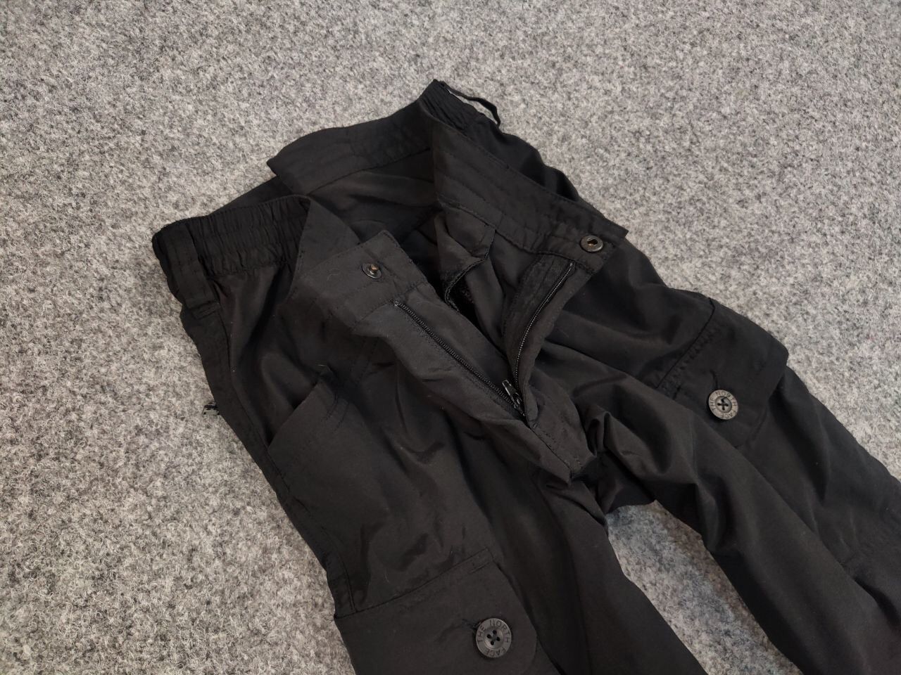 The North Face Vintage 90's The North Face Cargo Black Track Pants x Shorts Size US 32 / EU 48 - 10 Thumbnail