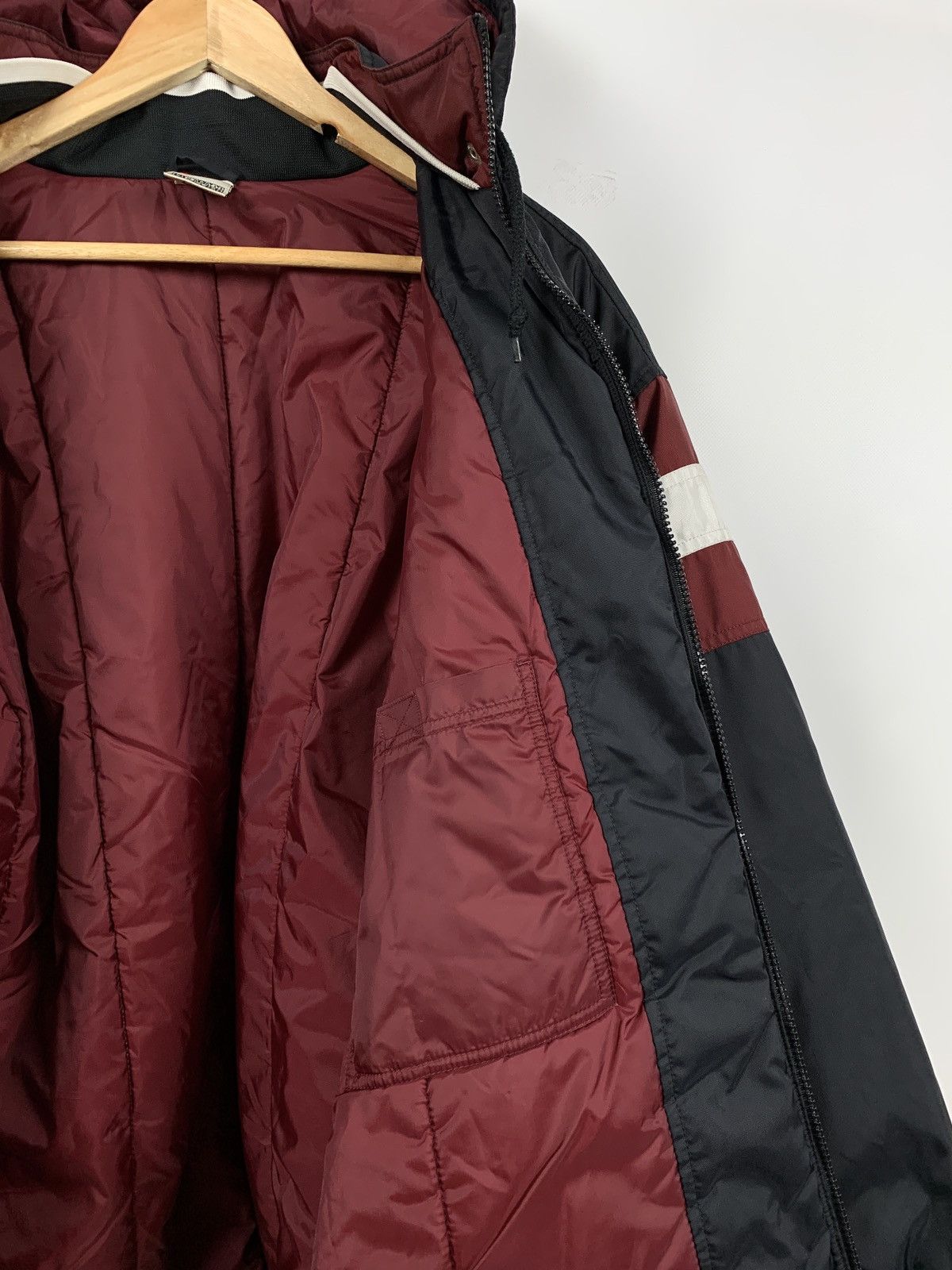 Nike 90s Vintage Nike Big Logo Embroidered Coat Jacket Size US M / EU 48-50 / 2 - 23 Thumbnail