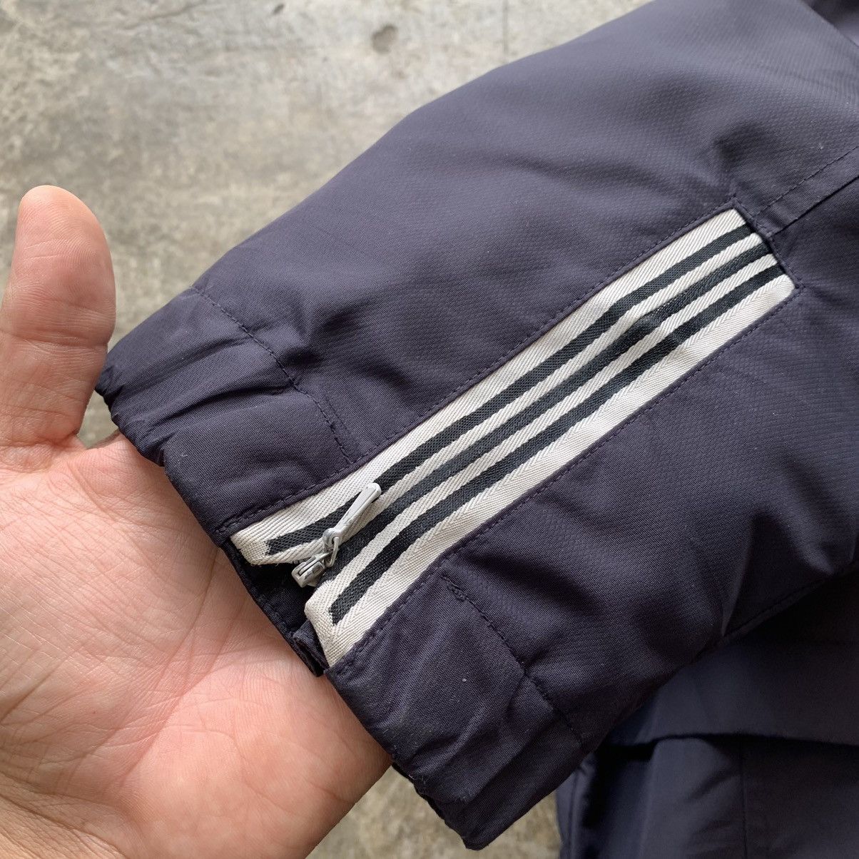 Adidas Adidas zipper light jacket sweater Size US M / EU 48-50 / 2 - 7 Thumbnail