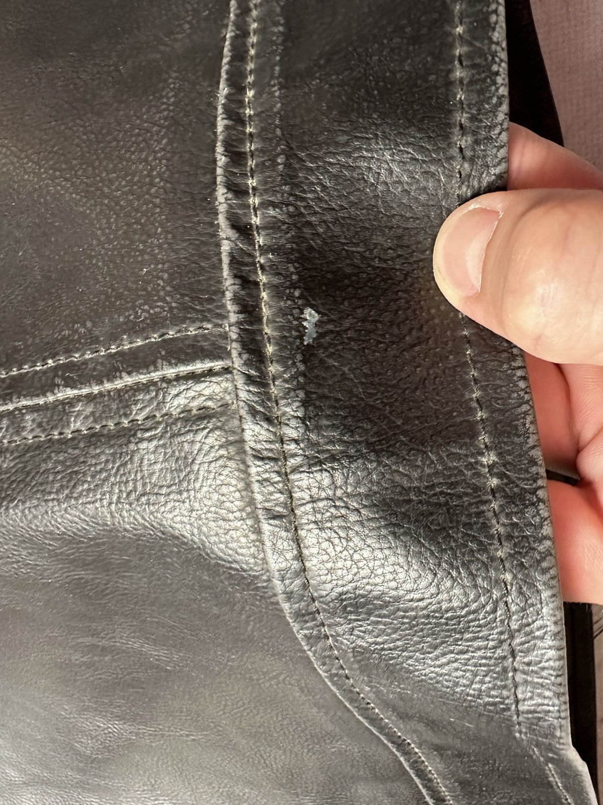 Guess × Vintage Vintage Guess leather jacket size L rare Size US L / EU 52-54 / 3 - 12 Thumbnail