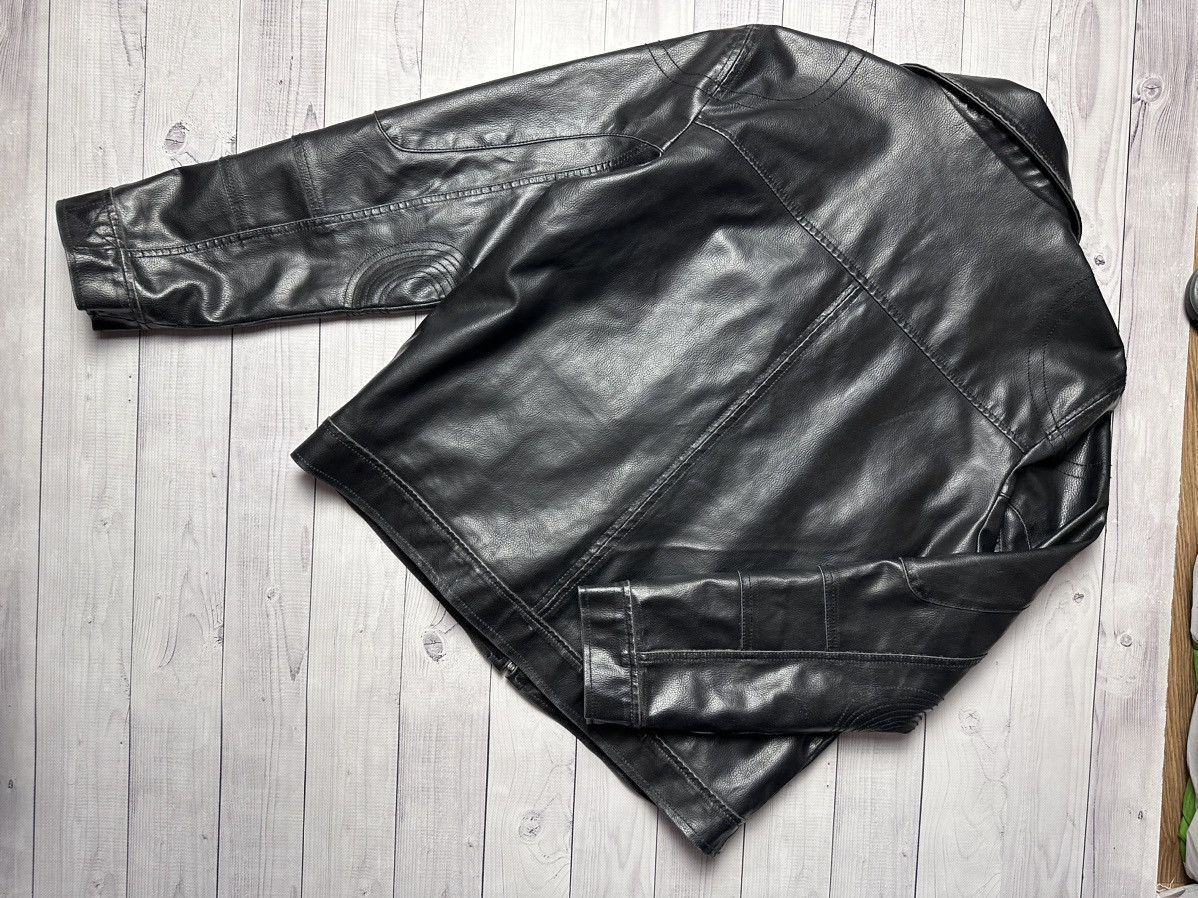 Guess × Vintage Vintage Guess leather jacket size L rare Size US L / EU 52-54 / 3 - 9 Thumbnail