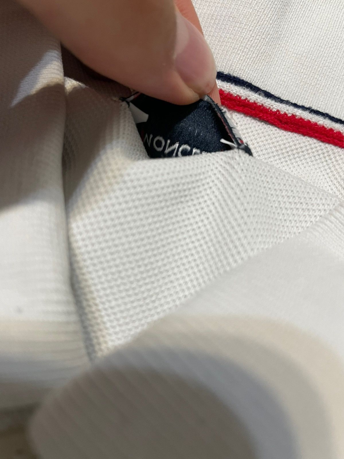 Moncler Moncler Gamme Bleu white polo Size M / US 6-8 / IT 42-44 - 6 Thumbnail