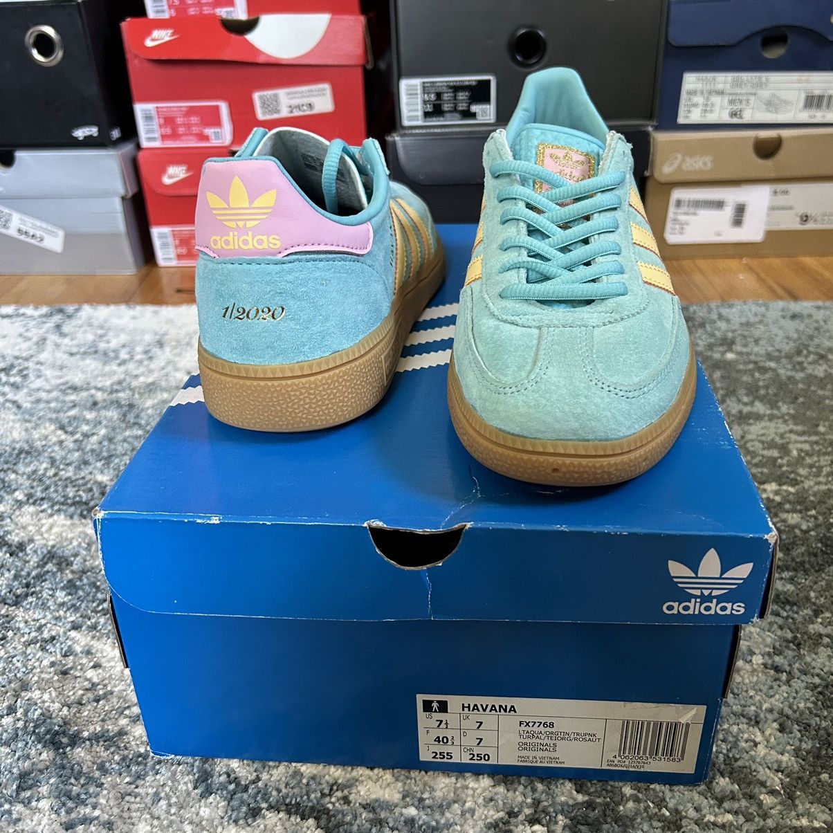 Adidas × size? FX7768 SAMBA HAVANA SiZE? UK EXCLUSiVE SKY BLUE PiNK YELLOW Size US 9 / IT 39 - 3 Thumbnail