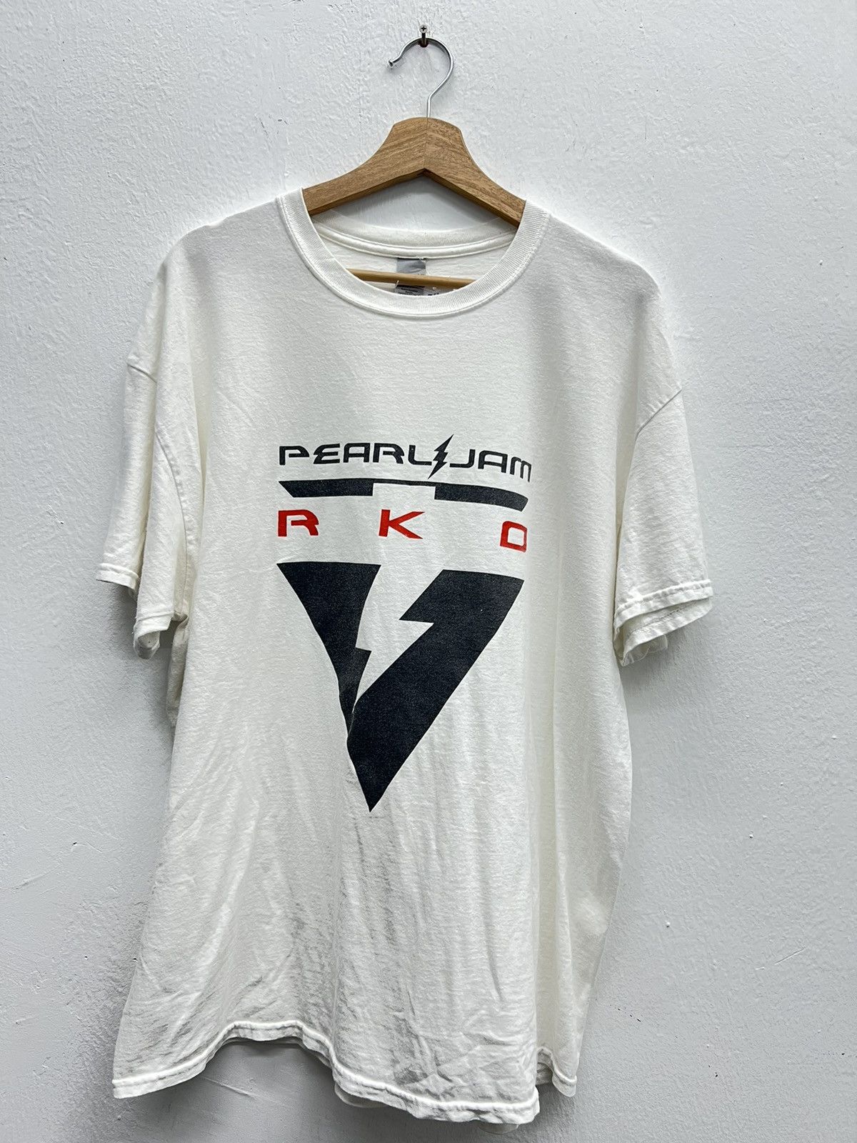 Band Tees × Vintage Pearl Jam Band Tee Shirts Size US XL / EU 56 / 4 - 1 Thumbnail
