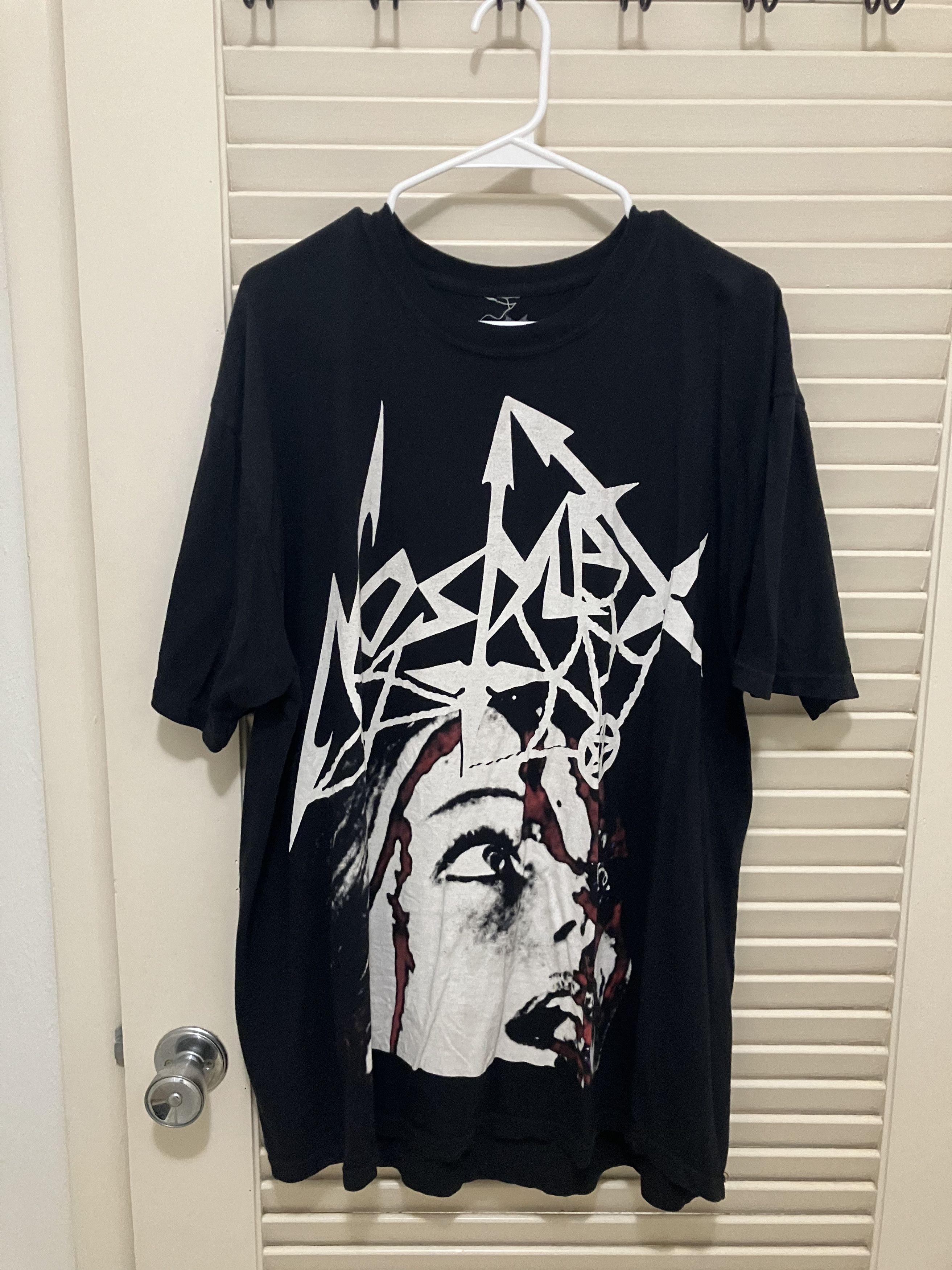 DESTROY on sale LONELY NO STYLIST TOUR SLASHER TEE