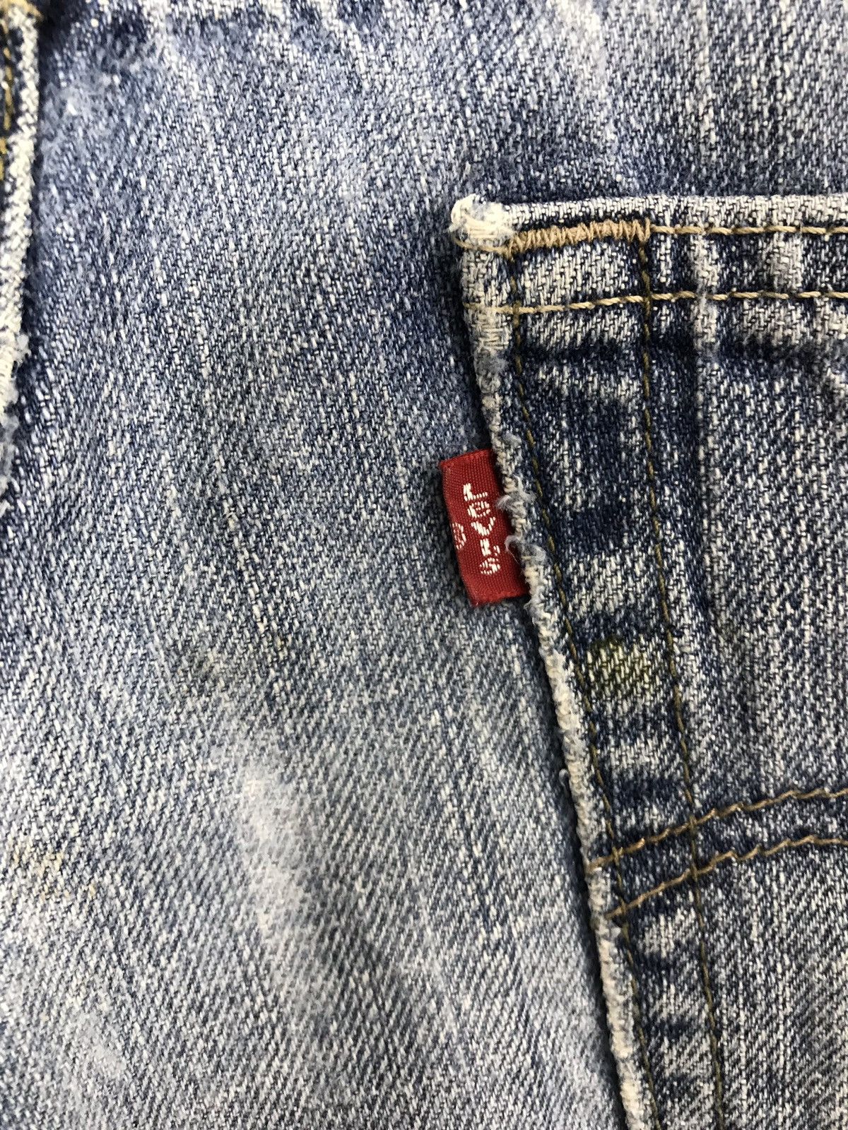 Levi's Vintage Clothing × Vintage Vintage Levi’s Distressed Denim Jeans Size US 33 - 12 Thumbnail