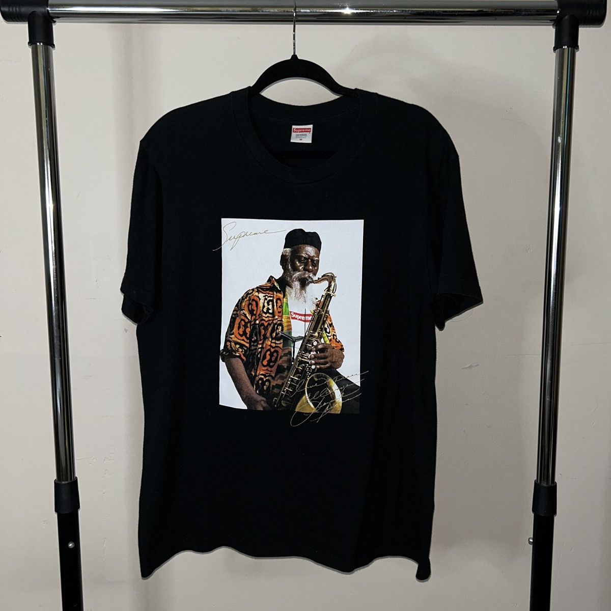 Supreme Pharoah Sanders Tee Black【M】 新品 Supreme Pharoah Sanders Tee - Supreme 通販 Online Shop A-1