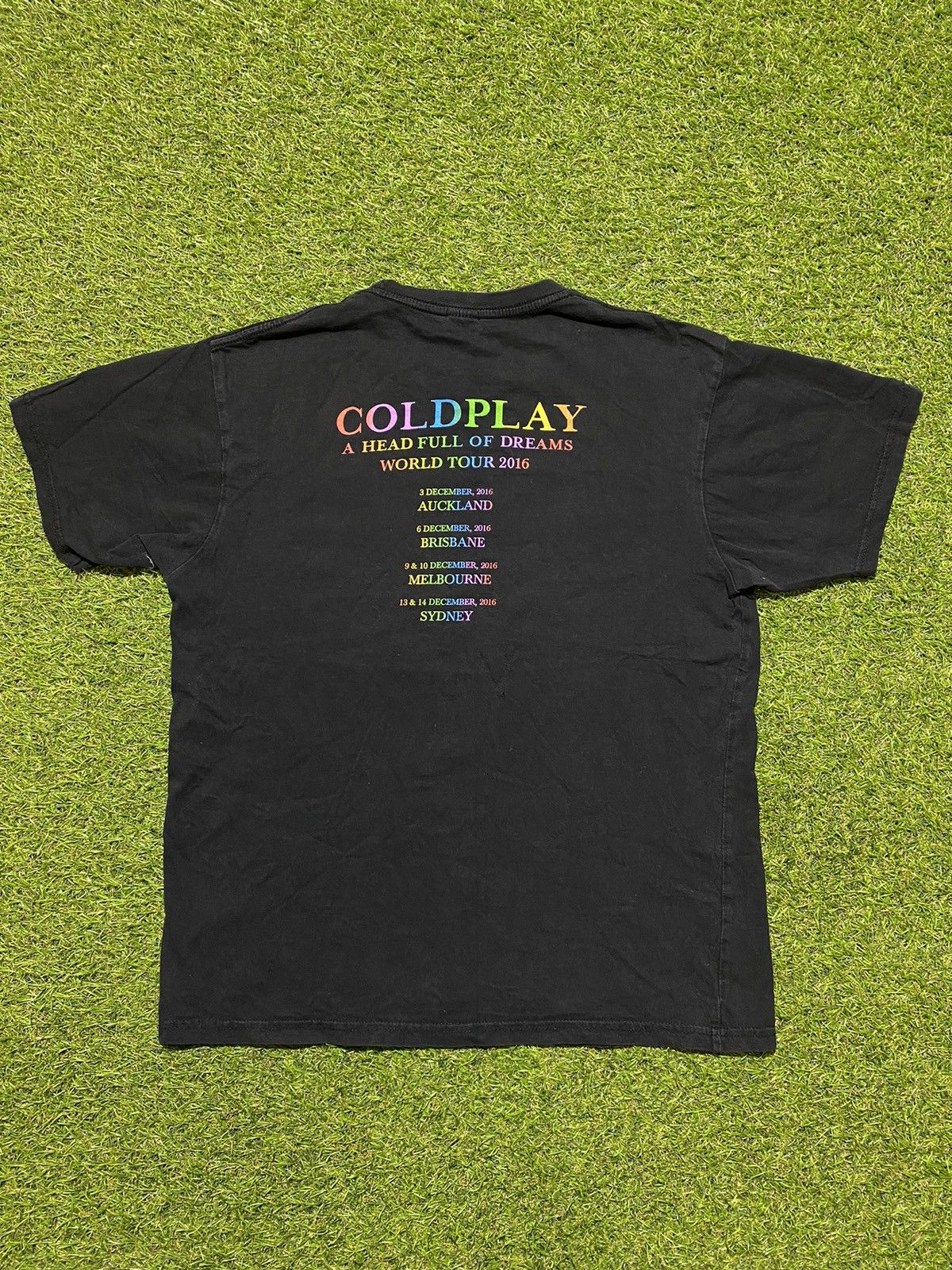 Band Tees Vintage Y2k Coldplay band tee streetwear style size S Size US S / EU 44-46 / 1 - 3 Thumbnail