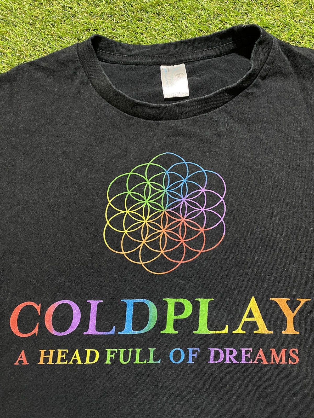 Band Tees Vintage Y2k Coldplay band tee streetwear style size S Size US S / EU 44-46 / 1 - 2 Thumbnail