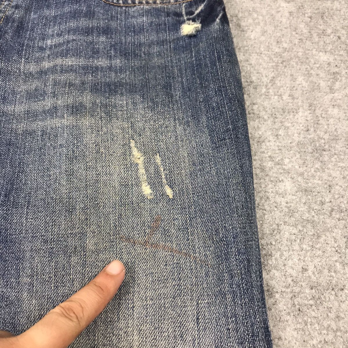 Japanese Brand FLARED JEANS ABERCROMBIE AND FITCH DISTRESSED BAGGY PANTS Size US 32 / EU 48 - 6 Thumbnail