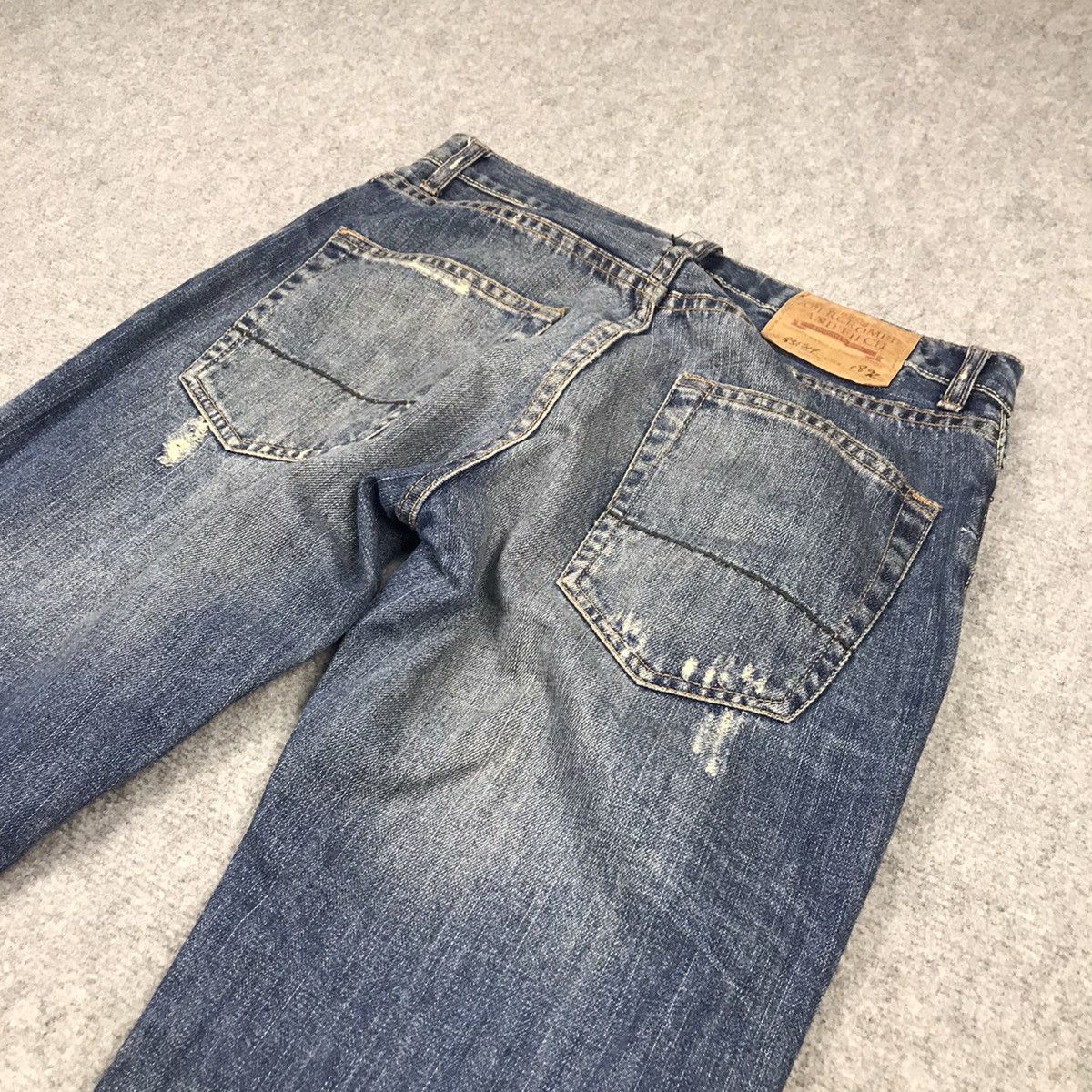 Japanese Brand FLARED JEANS ABERCROMBIE AND FITCH DISTRESSED BAGGY PANTS Size US 32 / EU 48 - 12 Thumbnail