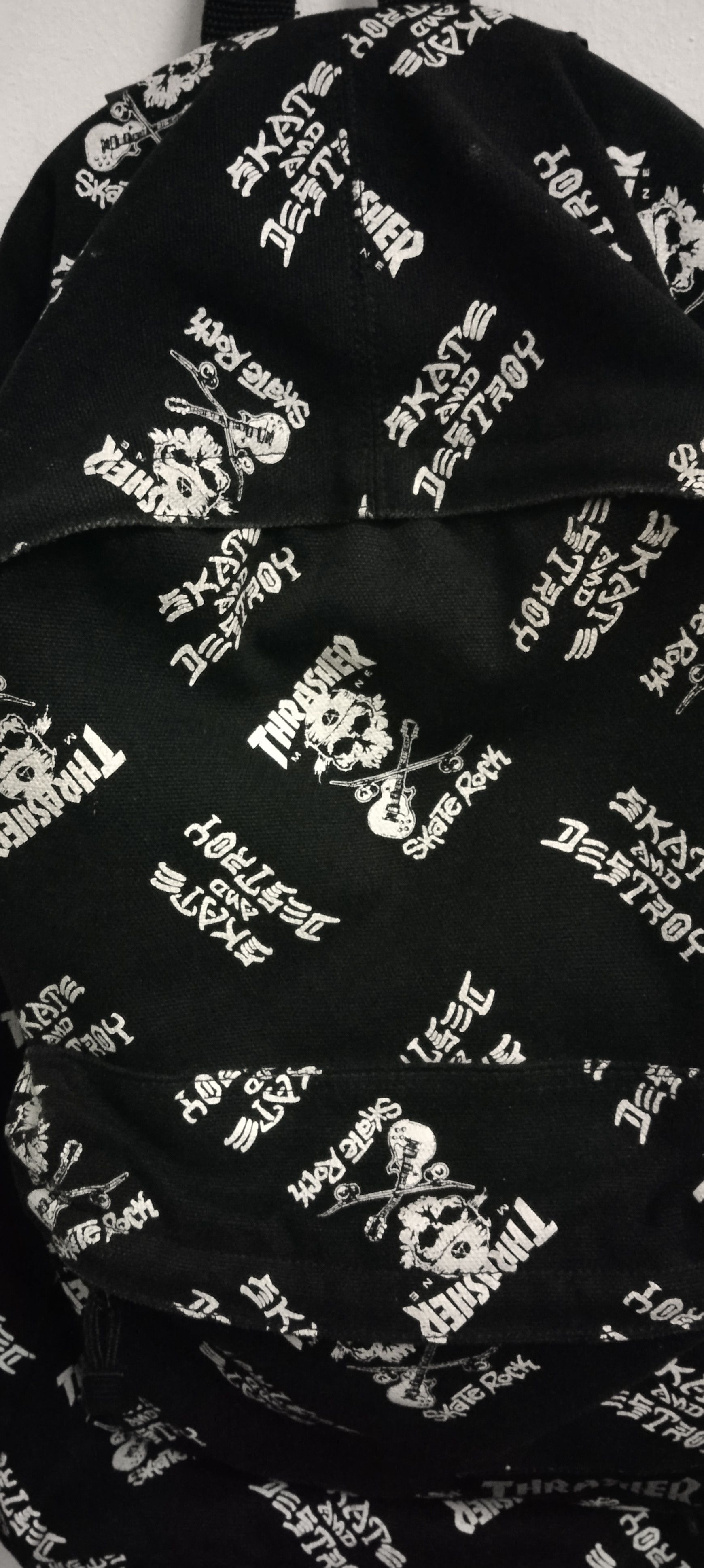 Thrasher TRASHER SKATE ROCK AND DESTROY FULL PRINT RARE 🔥 Size ONE SIZE - 7 Thumbnail