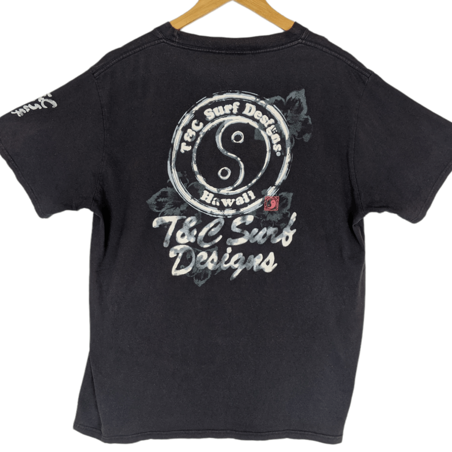 Japanese Brand Vintage 2000's T & C Surf Designs Surfboard T-Shirt Size US XL / EU 56 / 4 - 4 Thumbnail