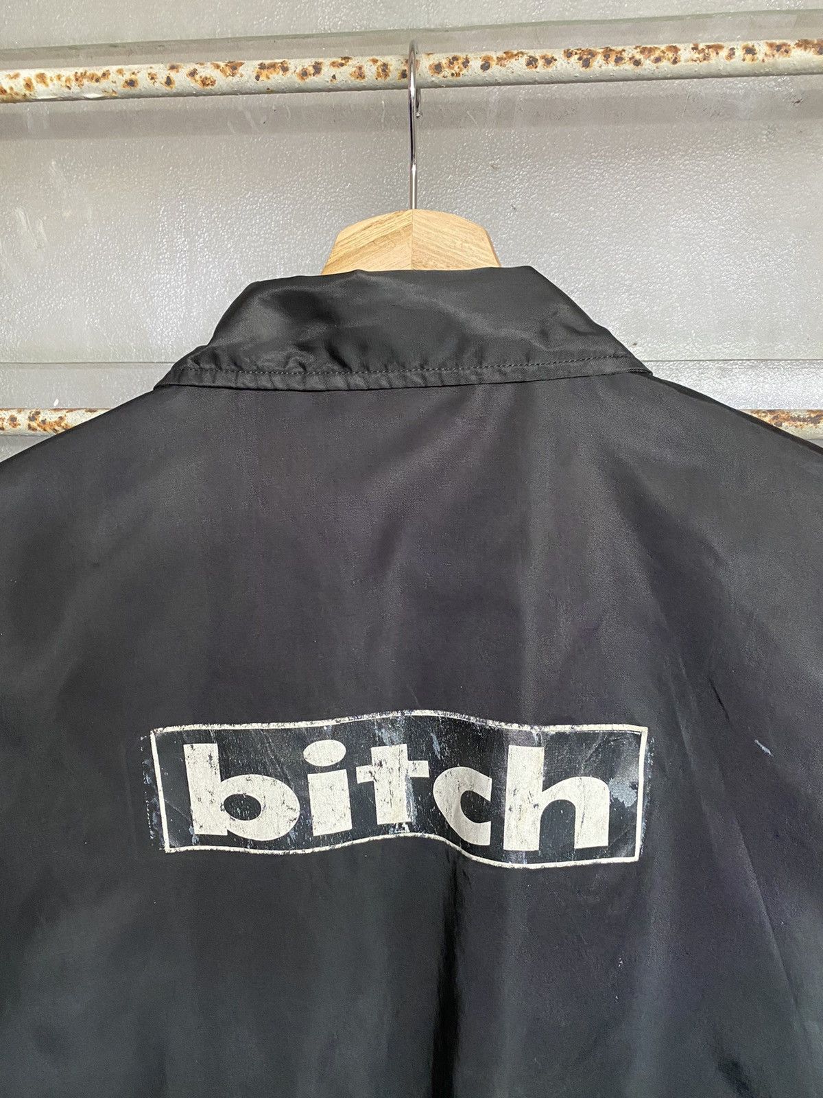 Girl Skateboards × Welcome Skateboards ⚡️Steals⚡️ Vintage Bitch Spellout Coach Jacket Size US L / EU 52-54 / 3 - 6 Thumbnail