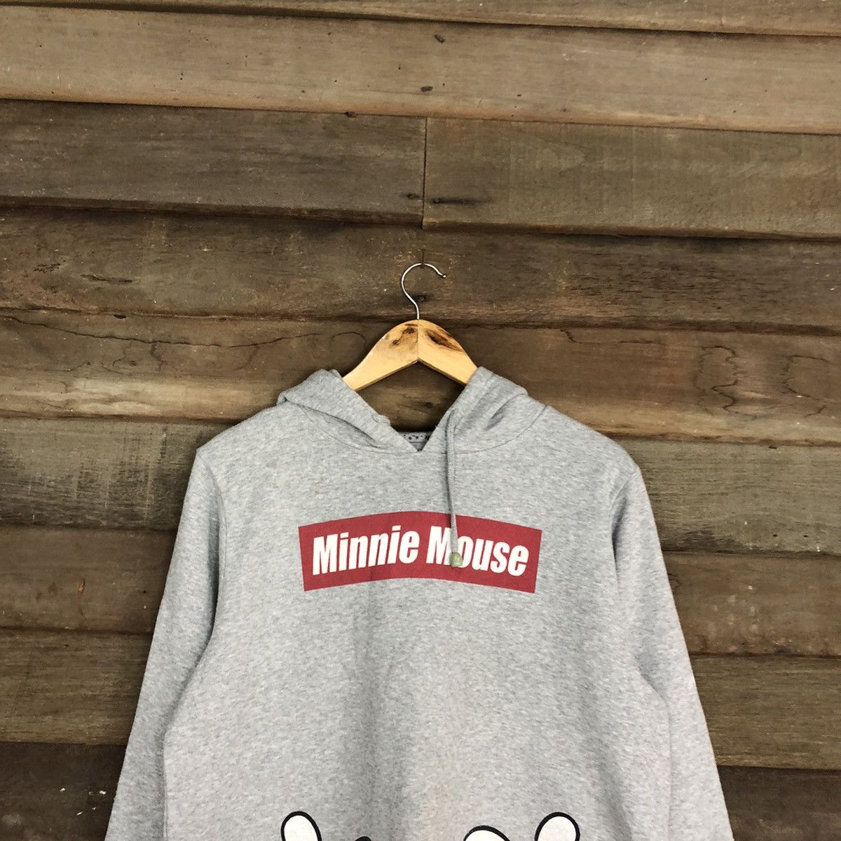 Disney Minnie Mouse hug vintage Grey Sweatshirt #412B Size US XL / EU 56 / 4 - 9 Thumbnail