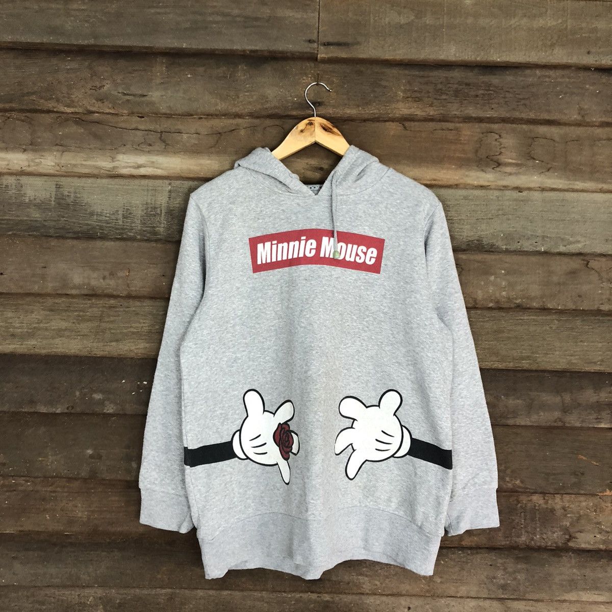 Disney Minnie Mouse hug vintage Grey Sweatshirt #412B Size US XL / EU 56 / 4 - 1 Thumbnail