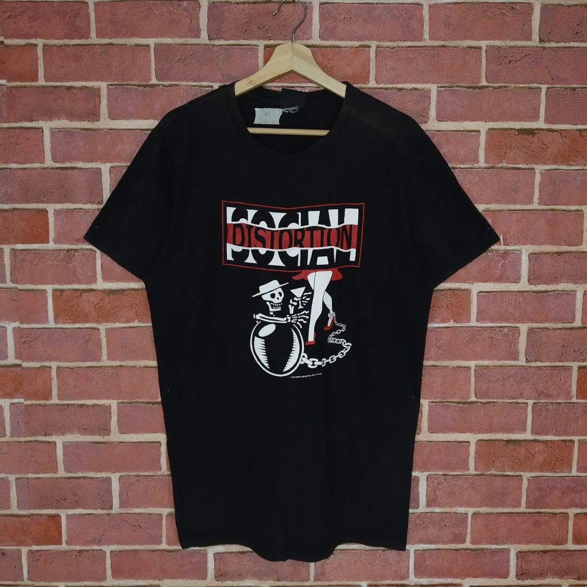 Band Tees Vintage Y2K Social Distortion American Punk Rock Band Promo Size US M / EU 48-50 / 2 - 1 Thumbnail