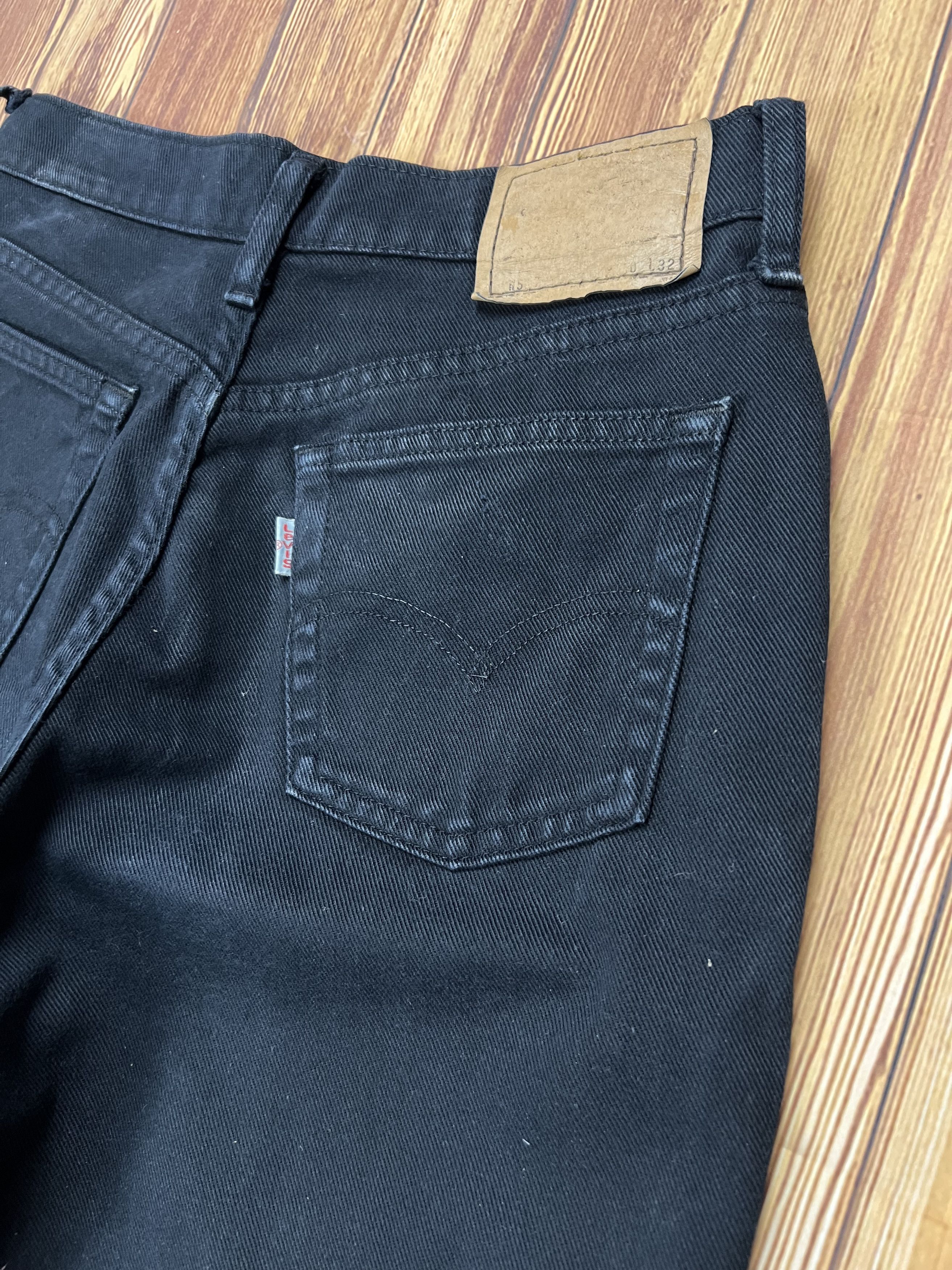 Levi's × Vintage Distressed Levi's 517 bootcut Jeans Size US 27 - 7 Thumbnail