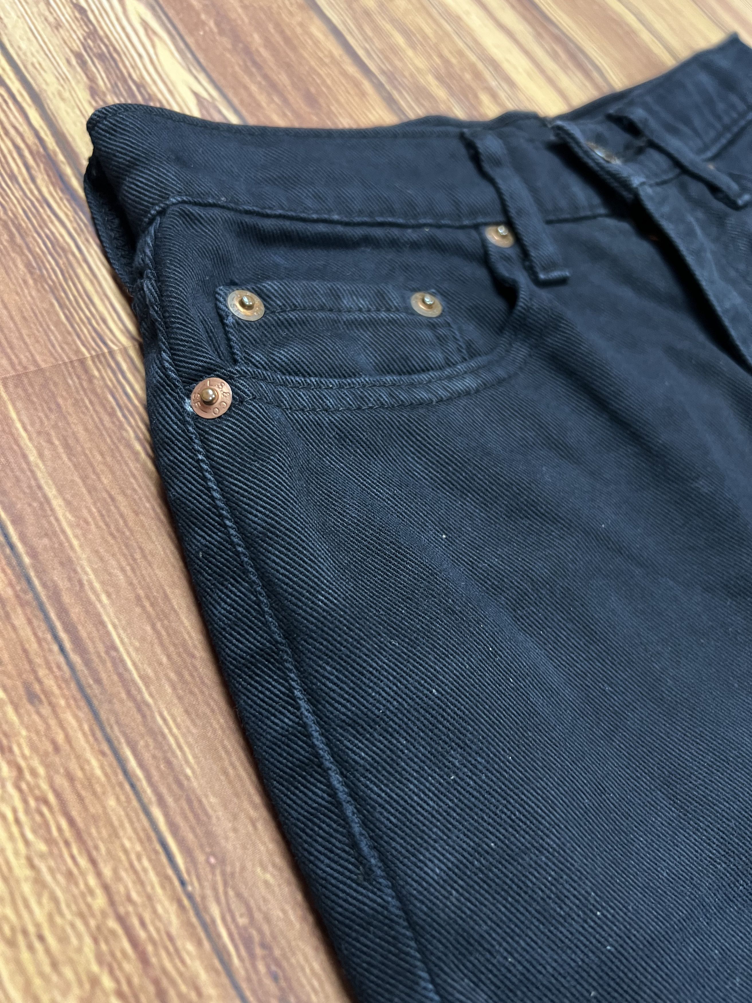 Levi's × Vintage Distressed Levi's 517 bootcut Jeans Size US 27 - 3 Thumbnail