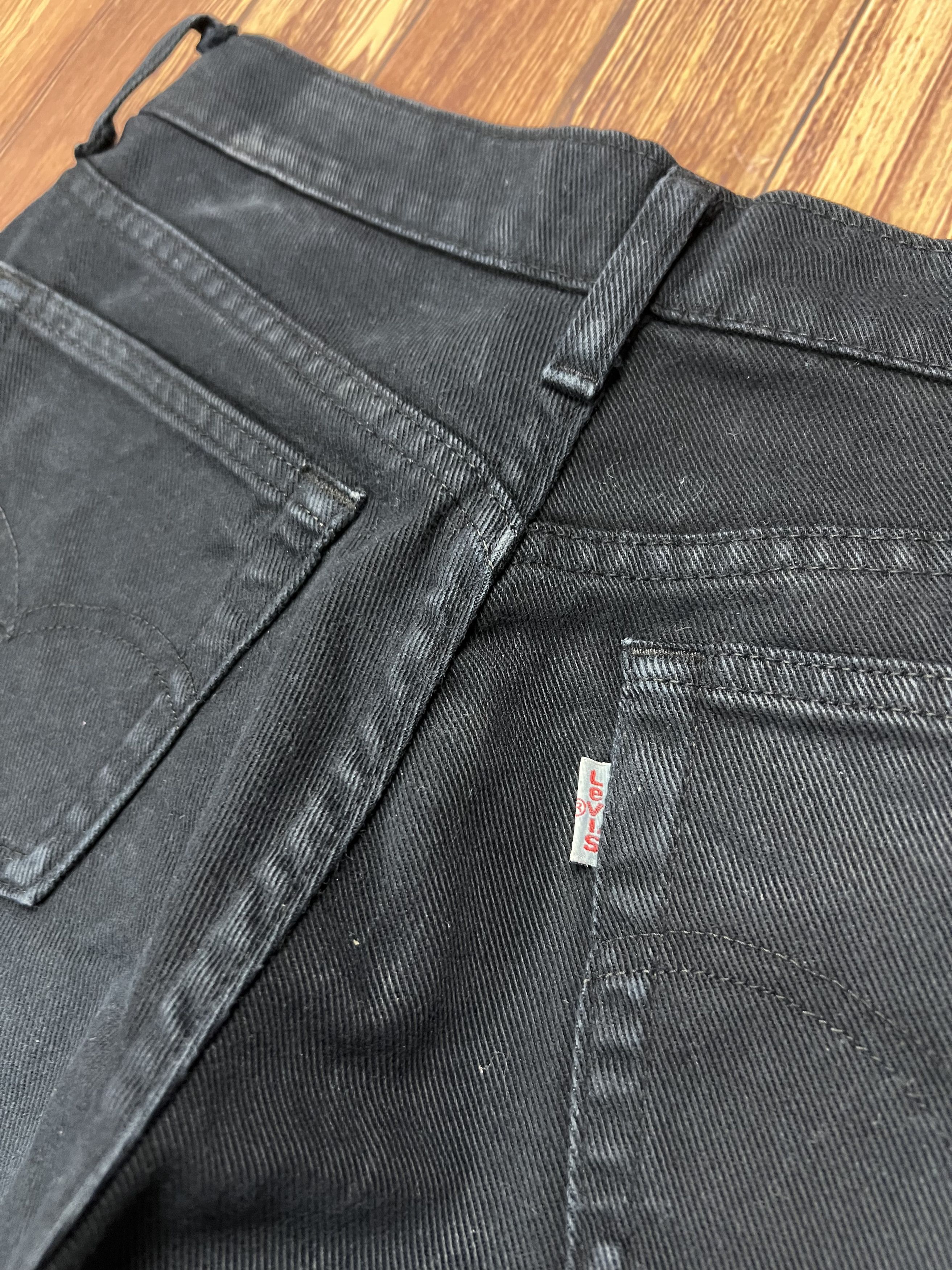 Levi's × Vintage Distressed Levi's 517 bootcut Jeans Size US 27 - 8 Thumbnail