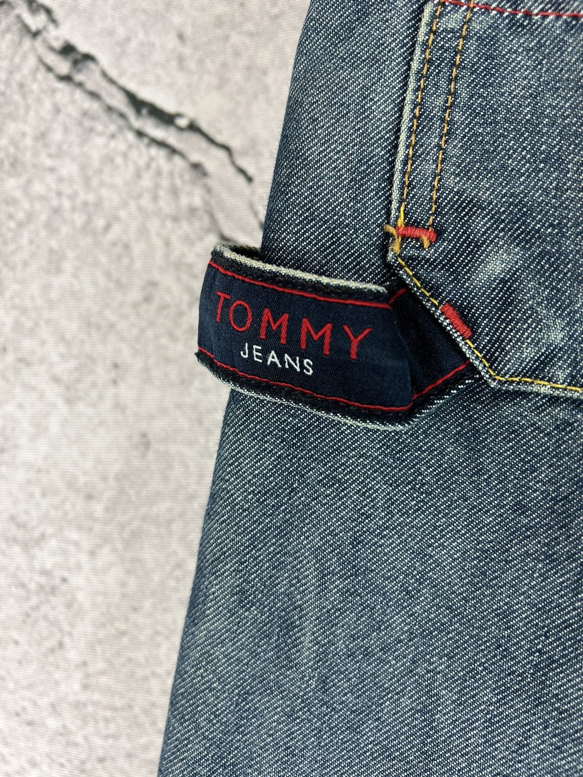 Tommy Hilfiger Vintage Tommy Jeans baggy Cargo denim pants Size US 34 / EU 50 - 3 Thumbnail