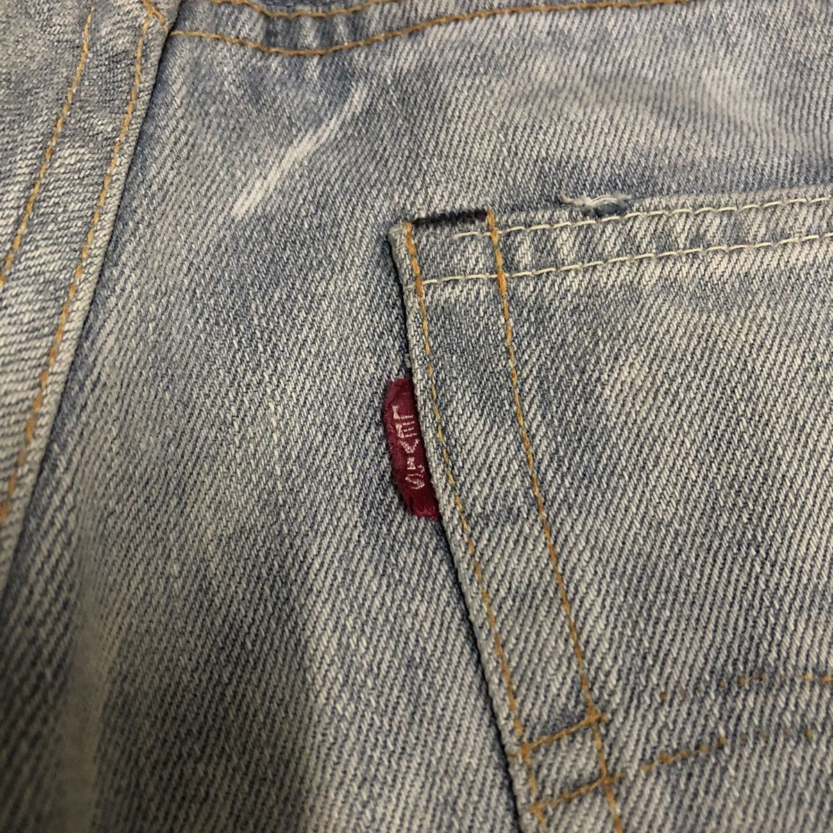 Levi's Levi’s LVC Selvedge Distressed Indigo Dye Lot 66501 Size US 28 / EU 44 - 15 Thumbnail
