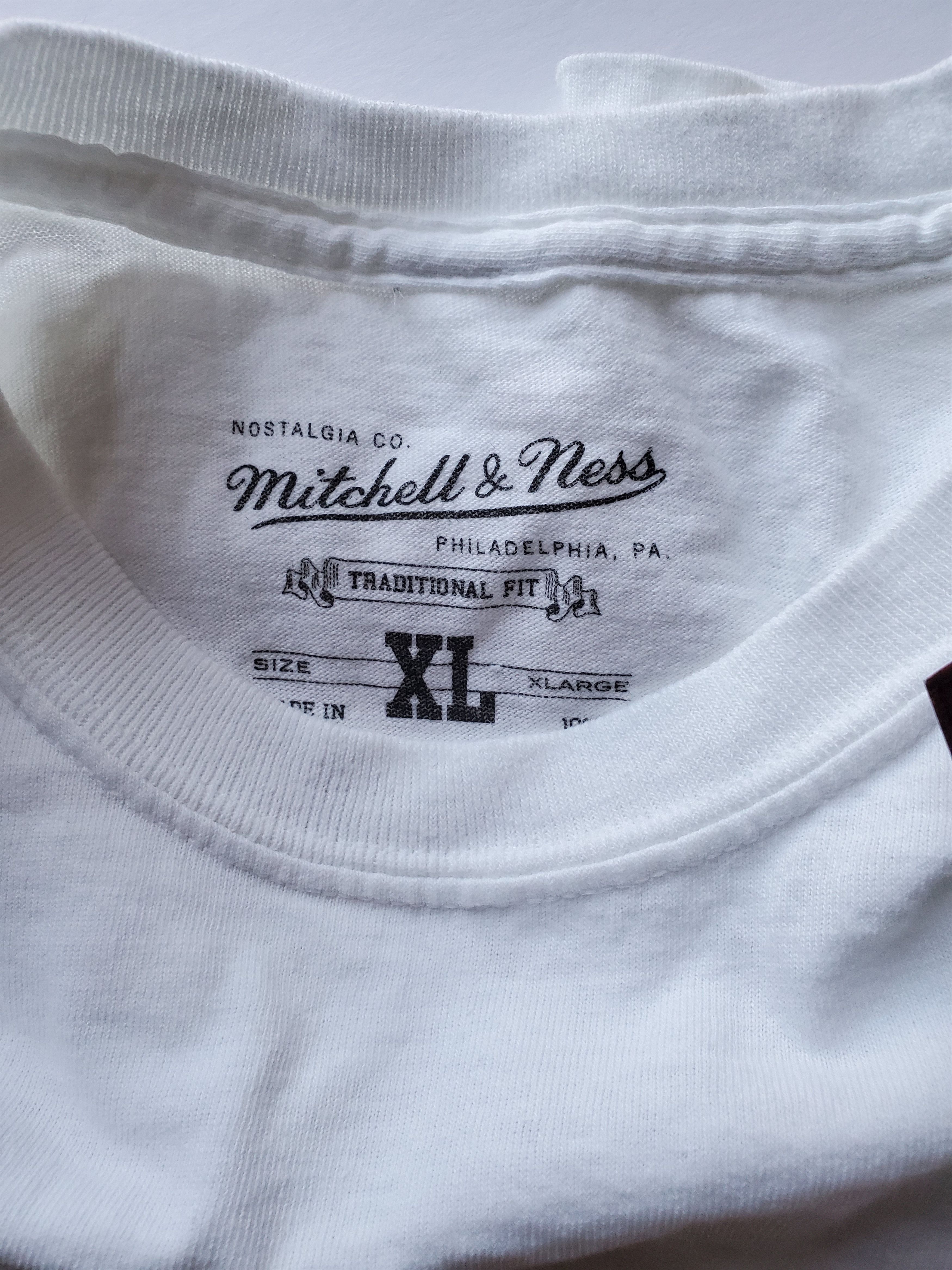Mitchell & Ness × NBA × Vintage NWT Chicago Bull Mitchell & Ness Vintage T-Shirt XL Size US XL / EU 56 / 4 - 6 Thumbnail