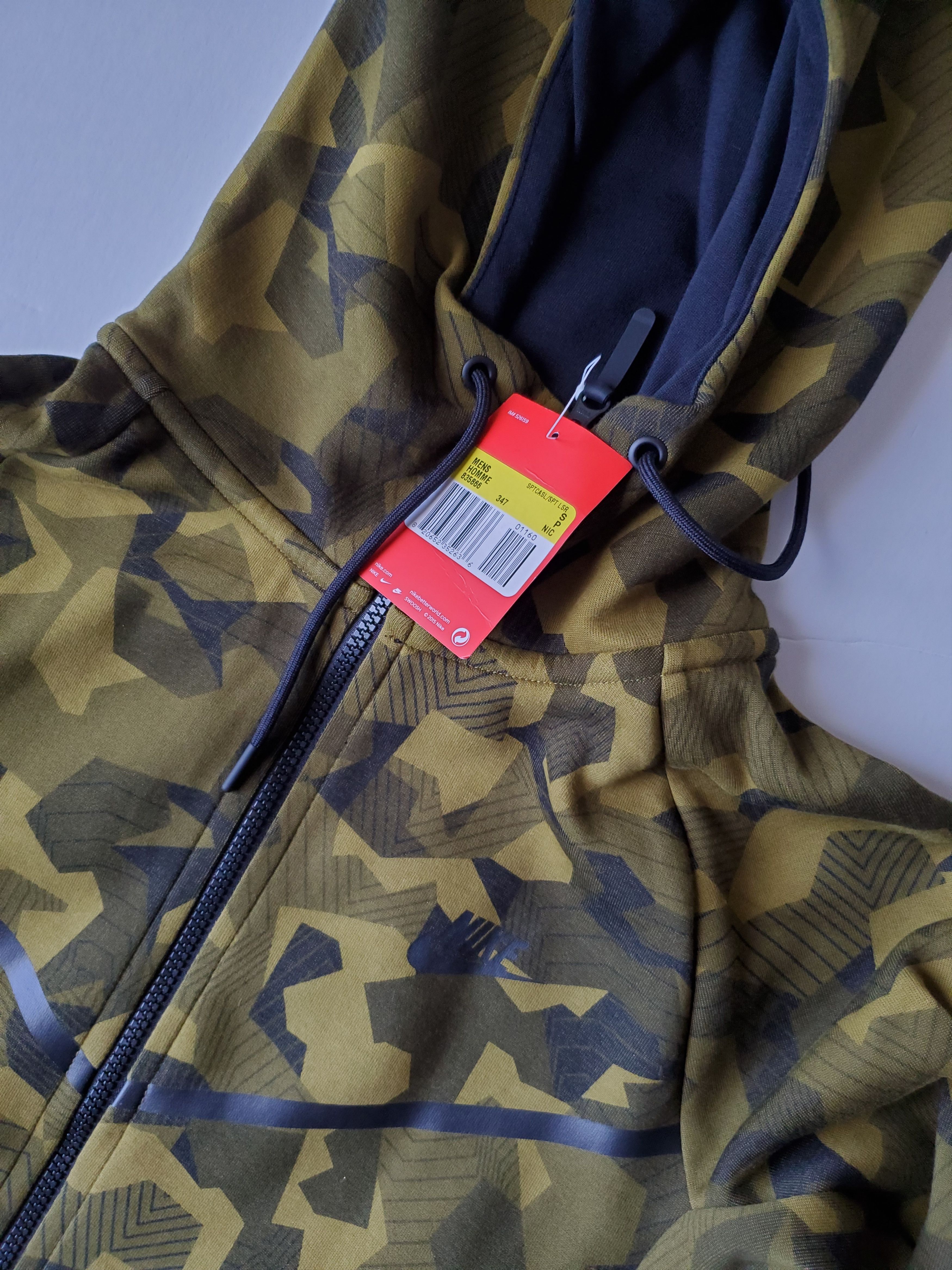 Nike NEW Nike Tech Fleece Camo Windrunner Small Olive 835866-3473 Size US S / EU 44-46 / 1 - 2 Thumbnail
