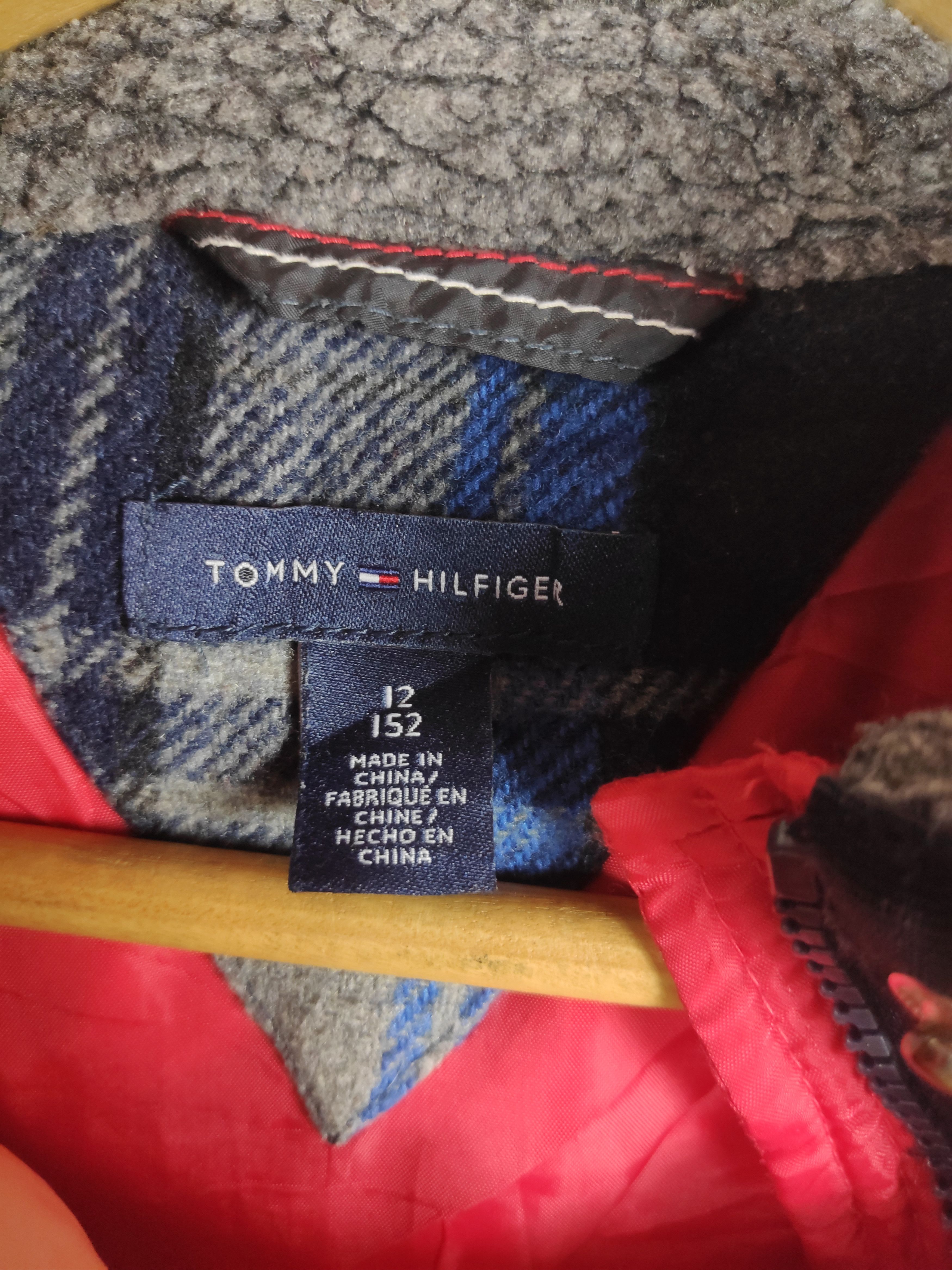 Other Vintage Tommy Hilfiger Checkers Down Puffer Vest Jacket Size US S / EU 44-46 / 1 - 7 Thumbnail