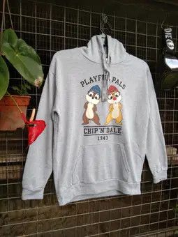 Disney Vintage Chip N Dale Playful Pals hoodie Size US M / EU 48-50 / 2 - 13 Thumbnail